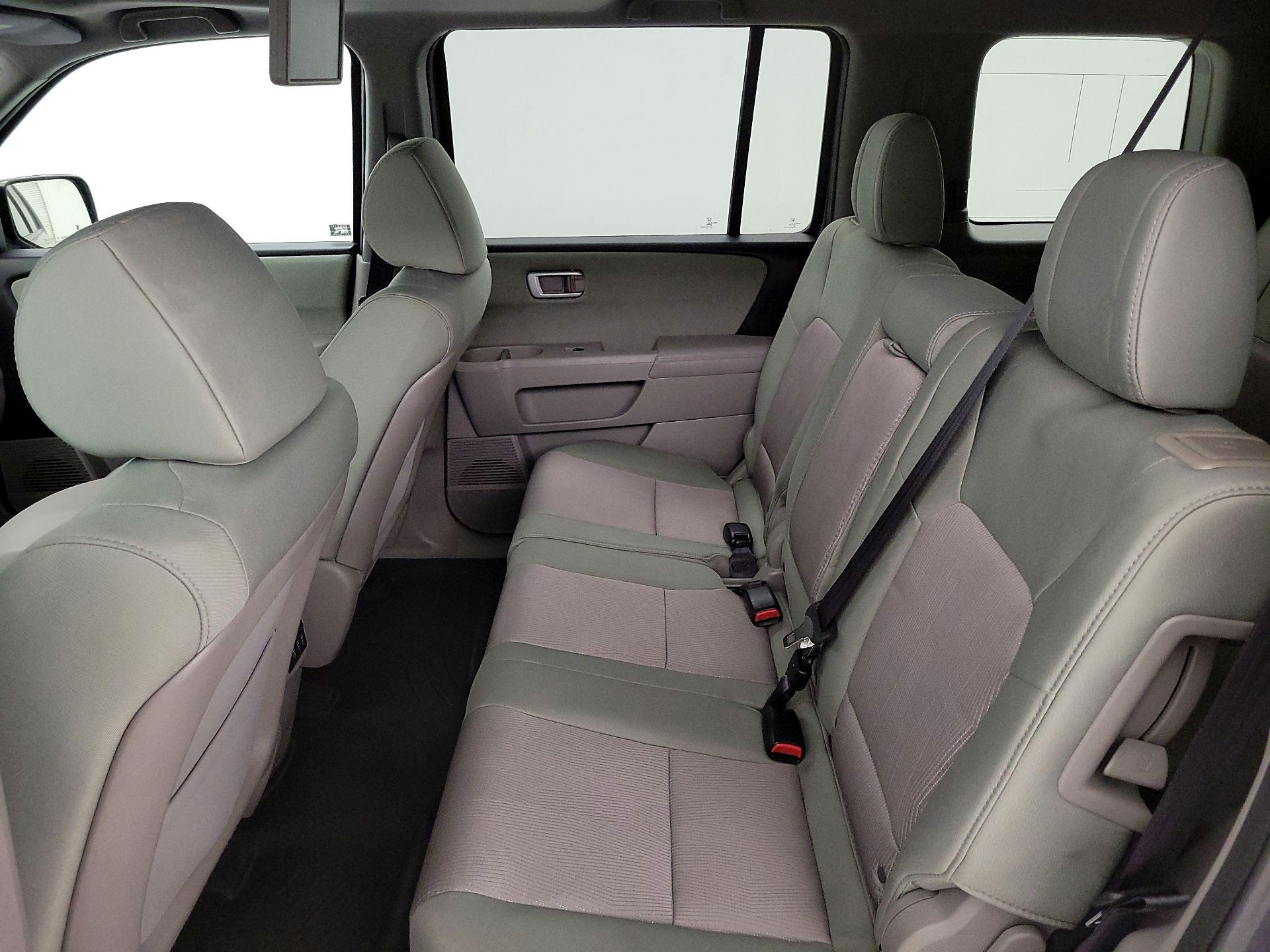 Thumbnail: 2015 Honda Pilot - 20