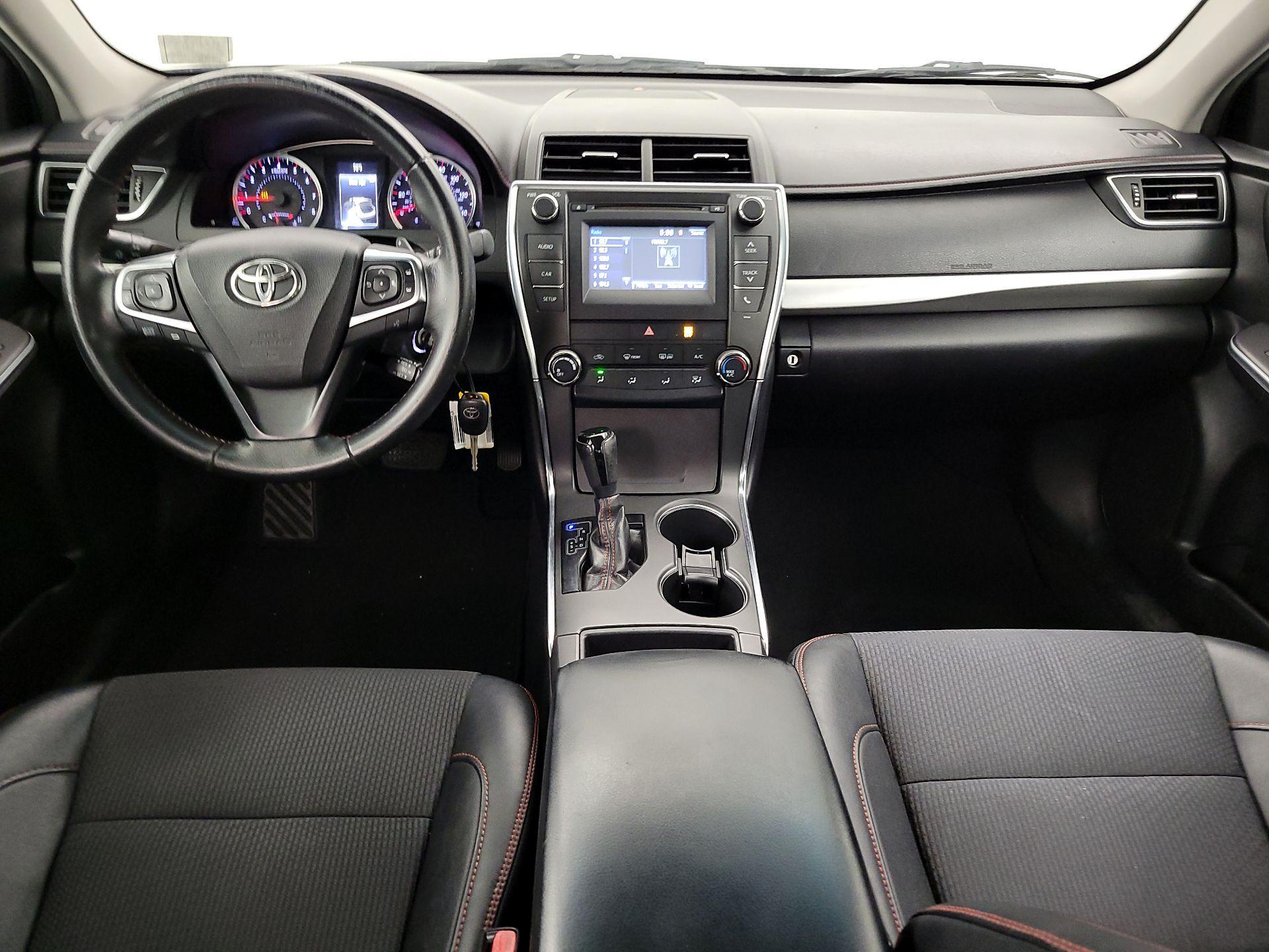 Thumbnail: 2017 Toyota Camry - 9