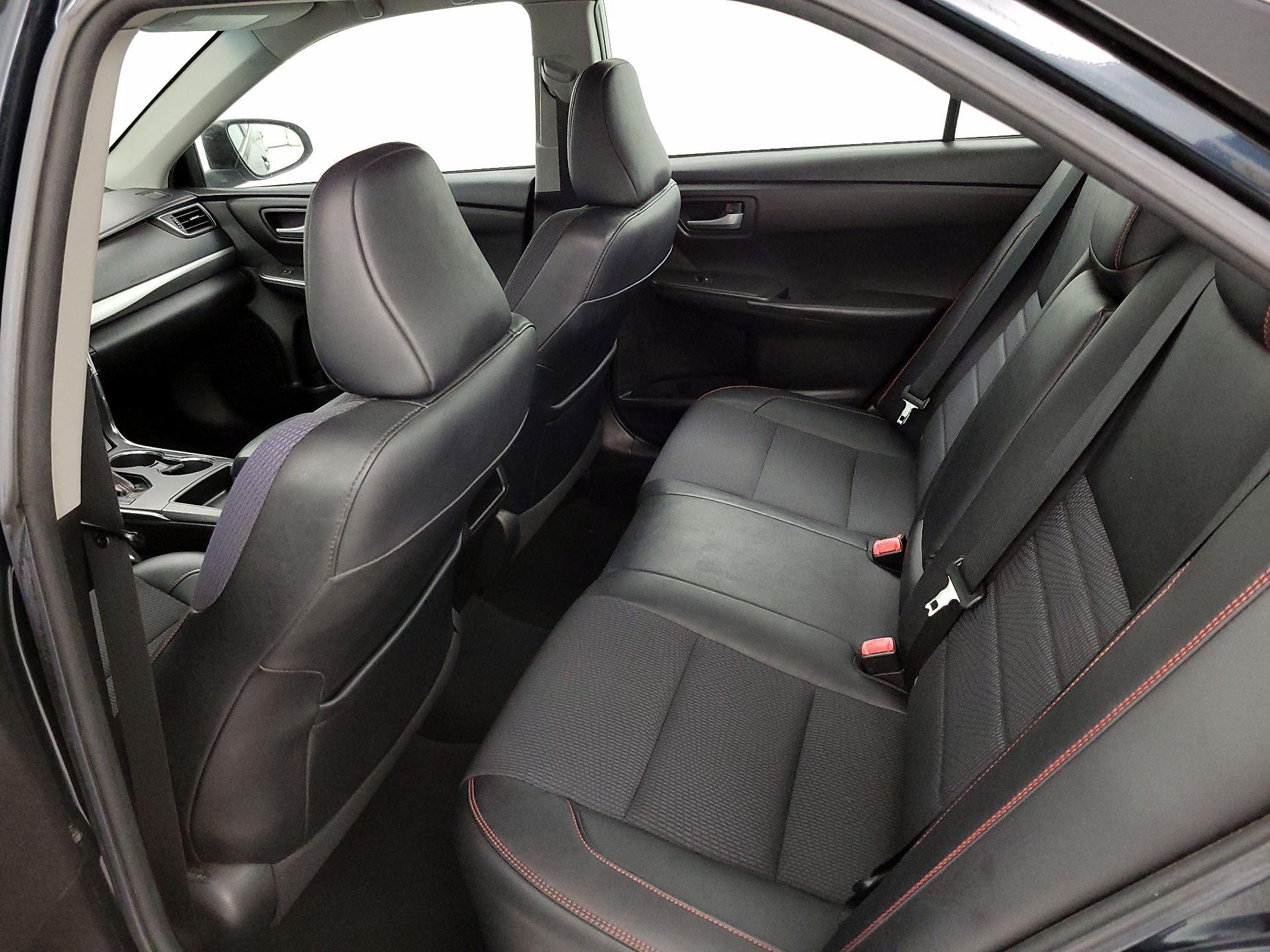 Thumbnail: 2017 Toyota Camry - 19