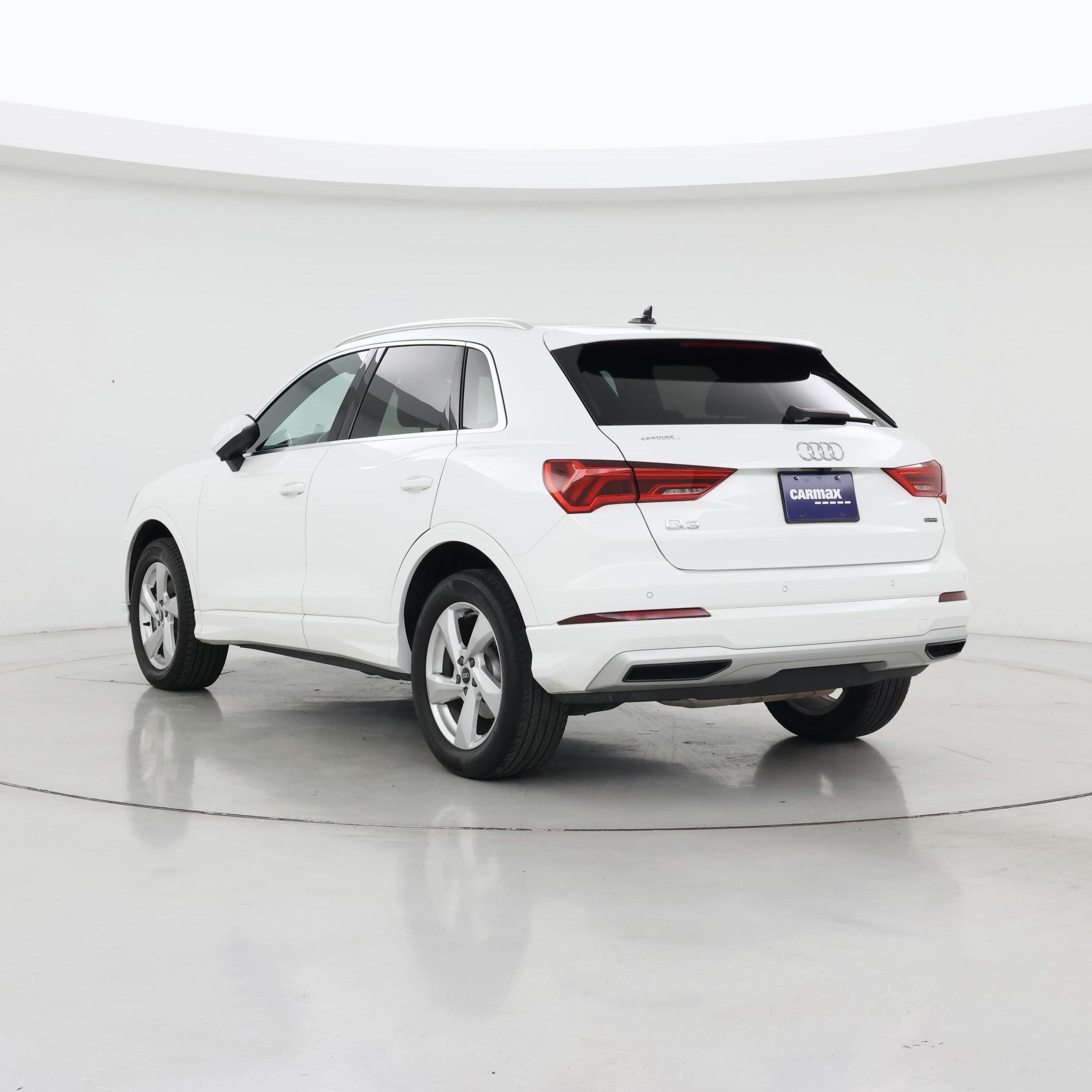 Thumbnail: 2021 Audi Q3 - 2