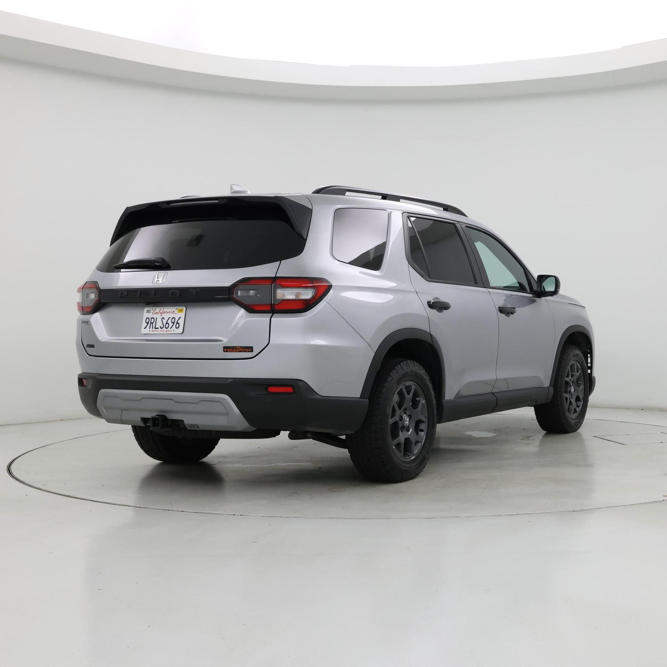 Thumbnail: 2025 Honda Pilot - 8