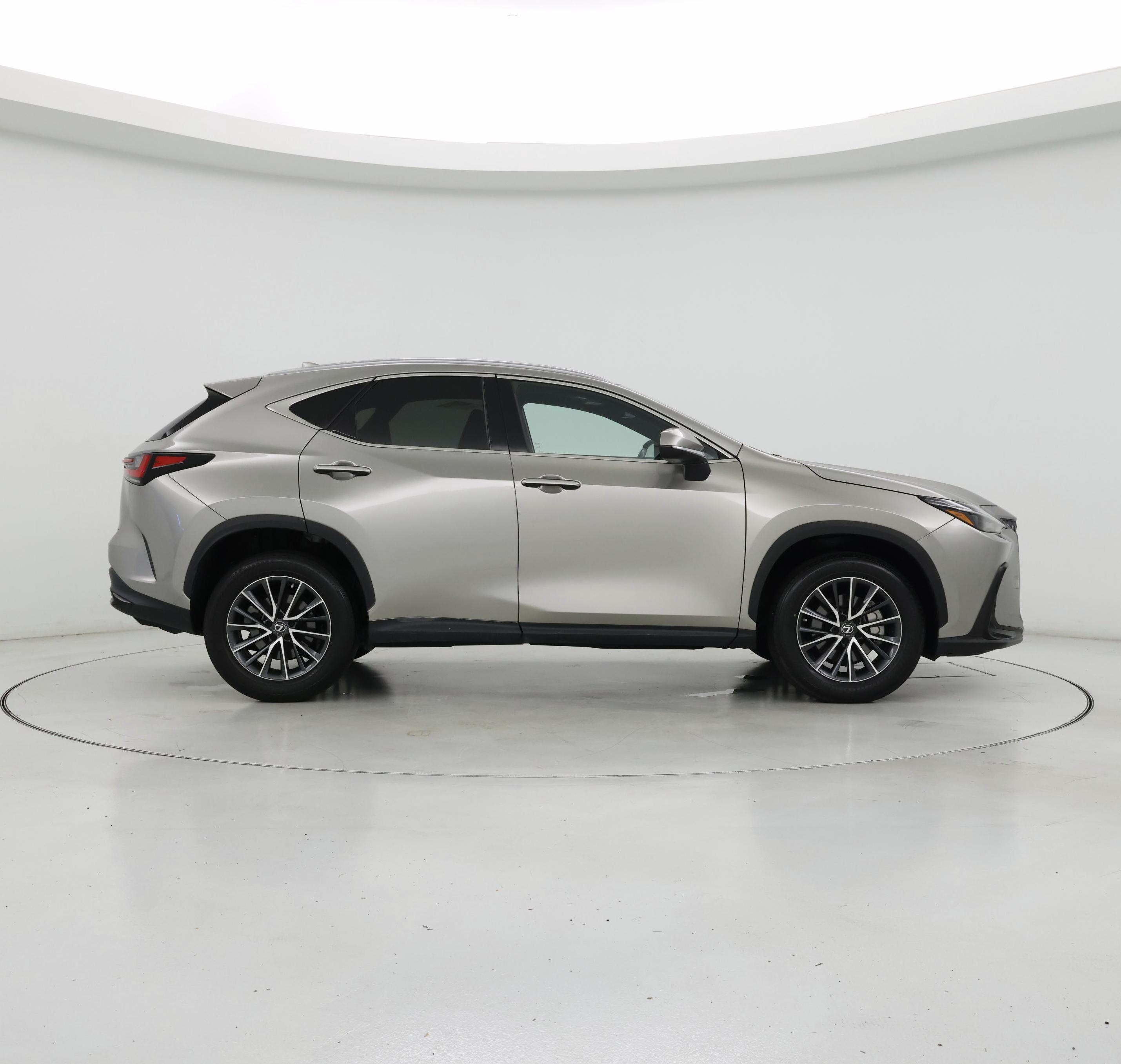 Thumbnail: 2022 Lexus NX - 7