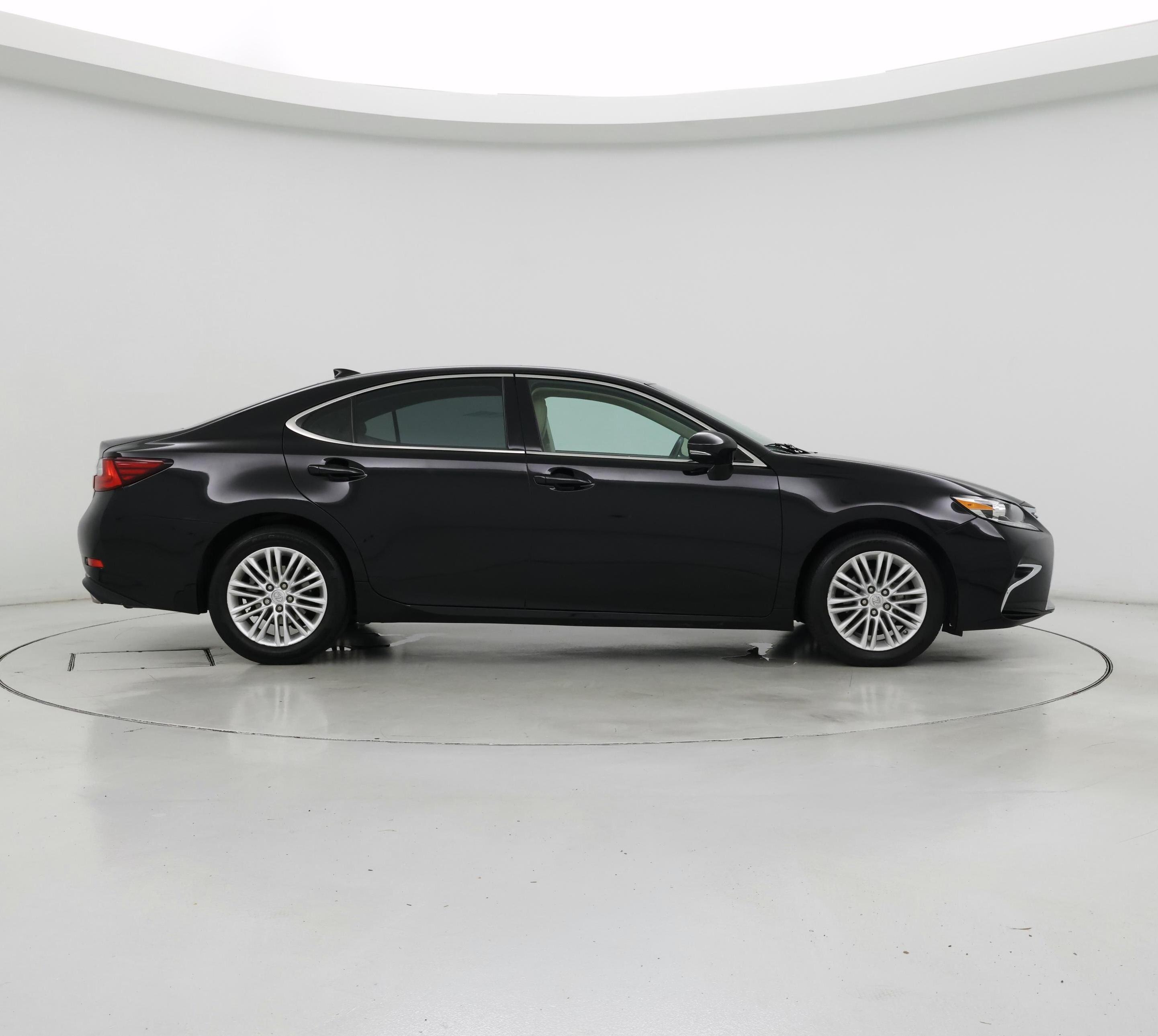 Thumbnail: 2018 Lexus ES - 7