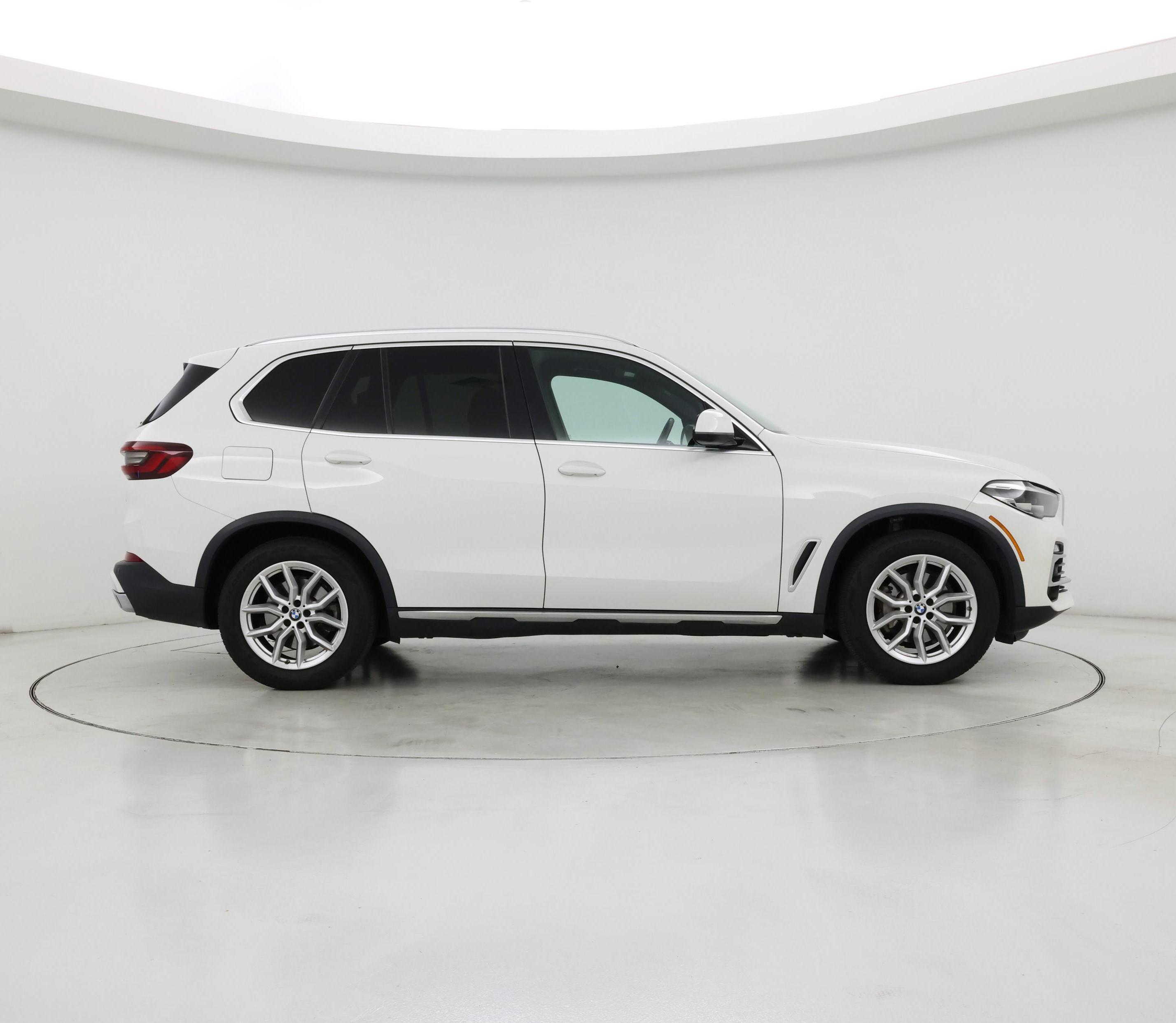 Thumbnail: 2021 BMW X5 - 7