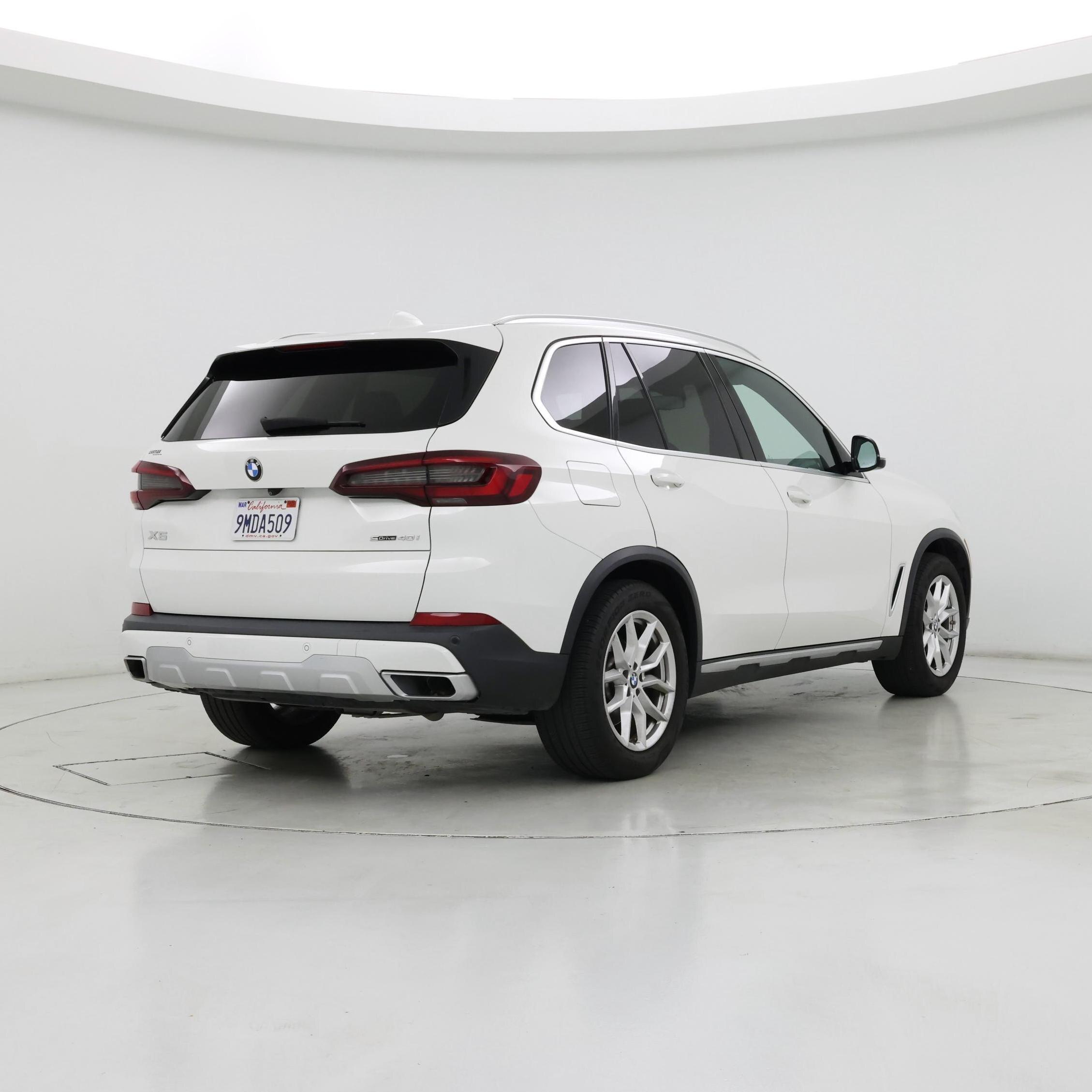 Thumbnail: 2021 BMW X5 - 8