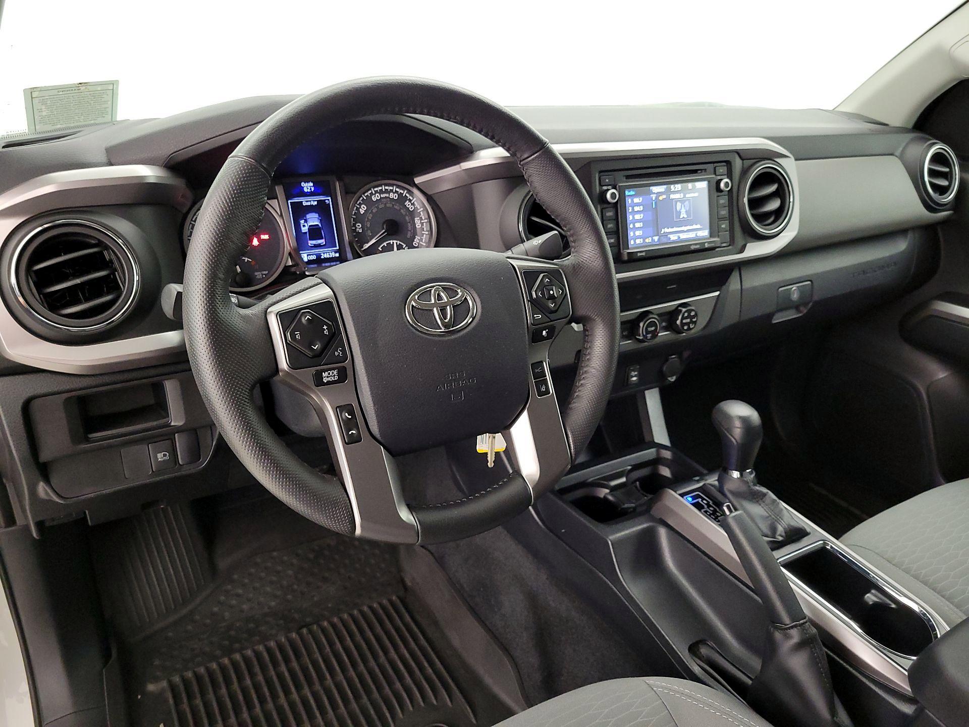 Thumbnail: 2019 Toyota Tacoma - 9