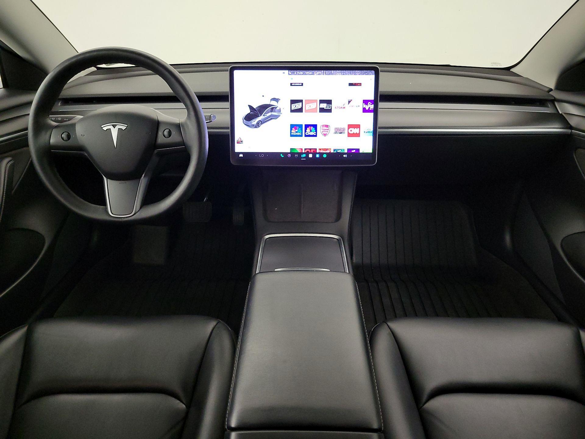 Thumbnail: 2021 Tesla Model 3 - 9