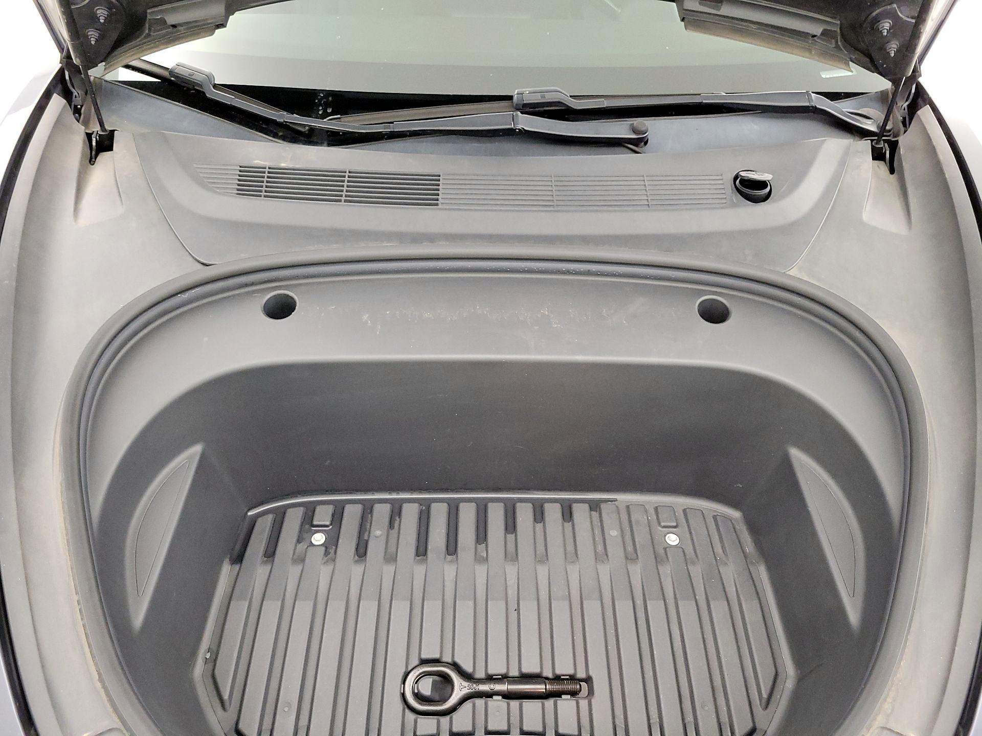 Thumbnail: 2021 Tesla Model 3 - 20