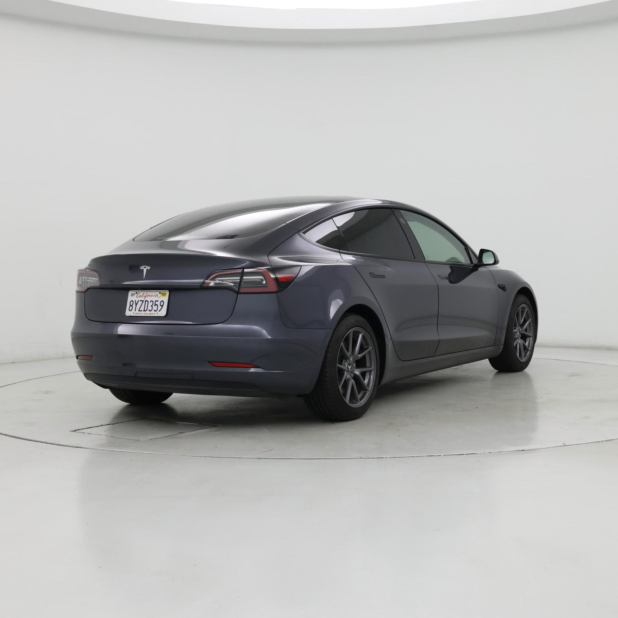 Thumbnail: 2021 Tesla Model 3 - 8
