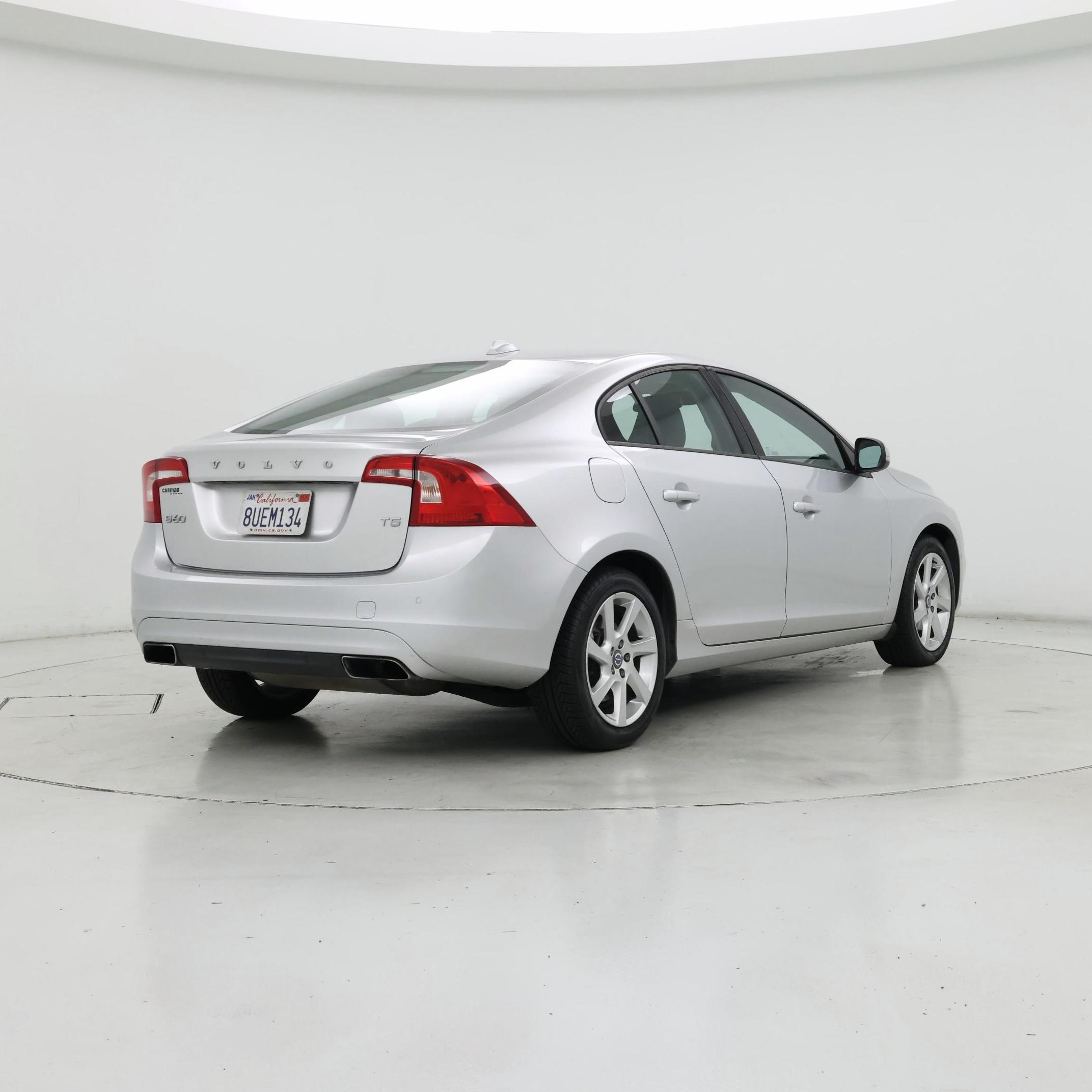 Thumbnail: 2015 Volvo S60 - 8