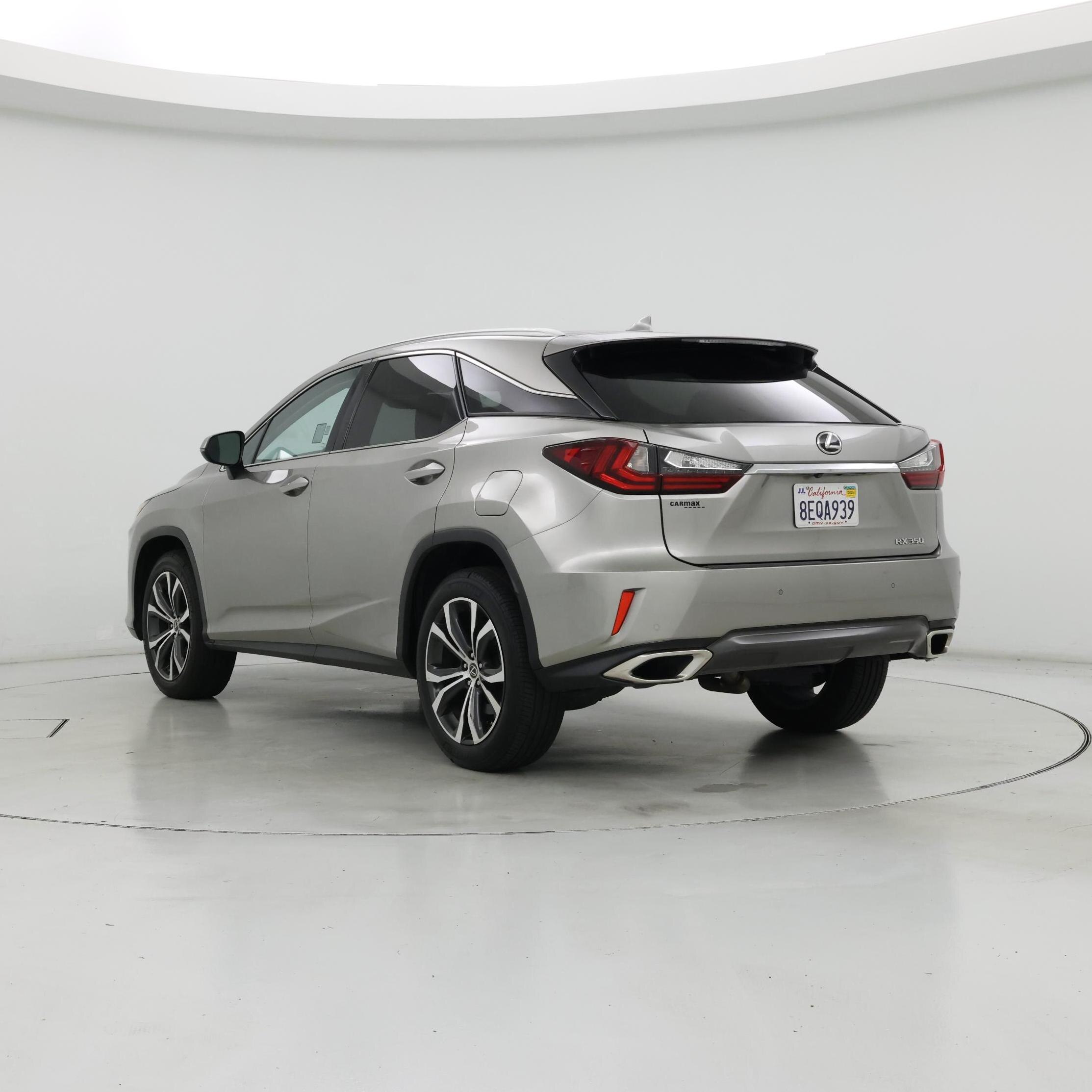 Thumbnail: 2018 Lexus RX - 2