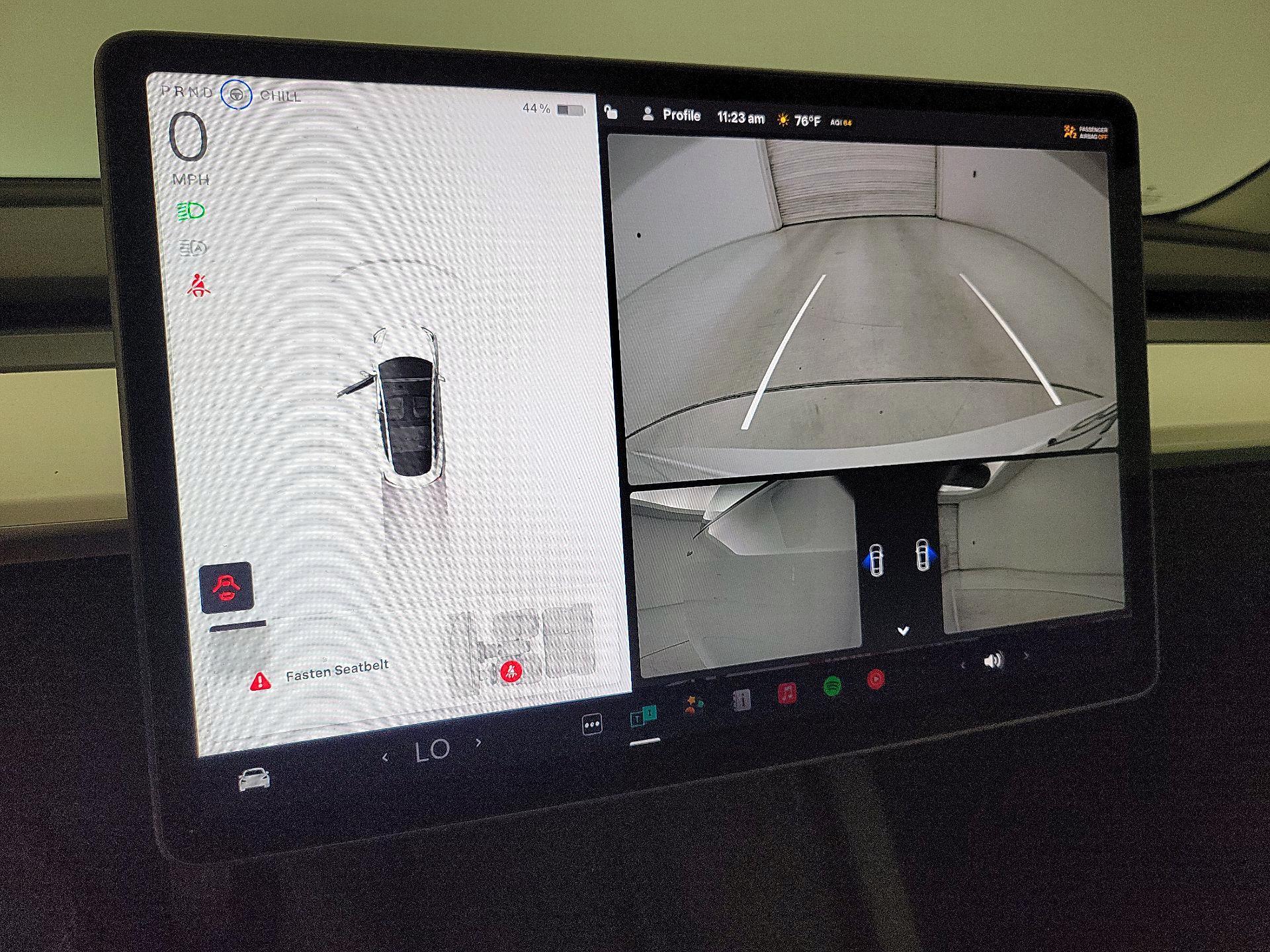 Thumbnail: 2022 Tesla Model 3 - 14