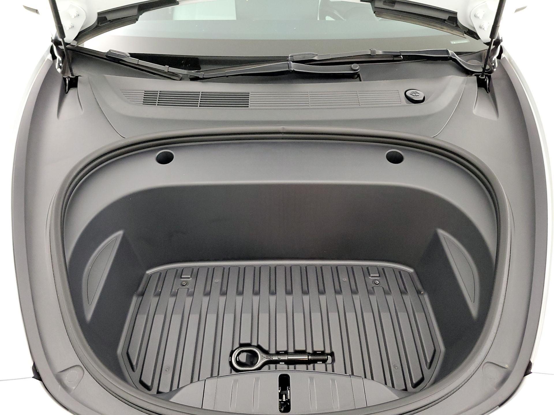 Thumbnail: 2022 Tesla Model 3 - 20