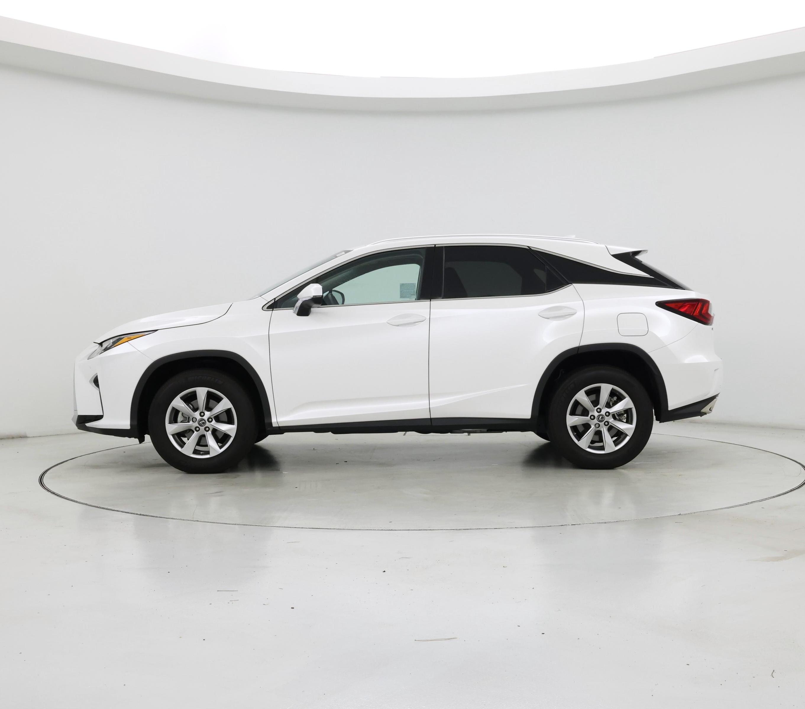 Thumbnail: 2019 Lexus RX - 3