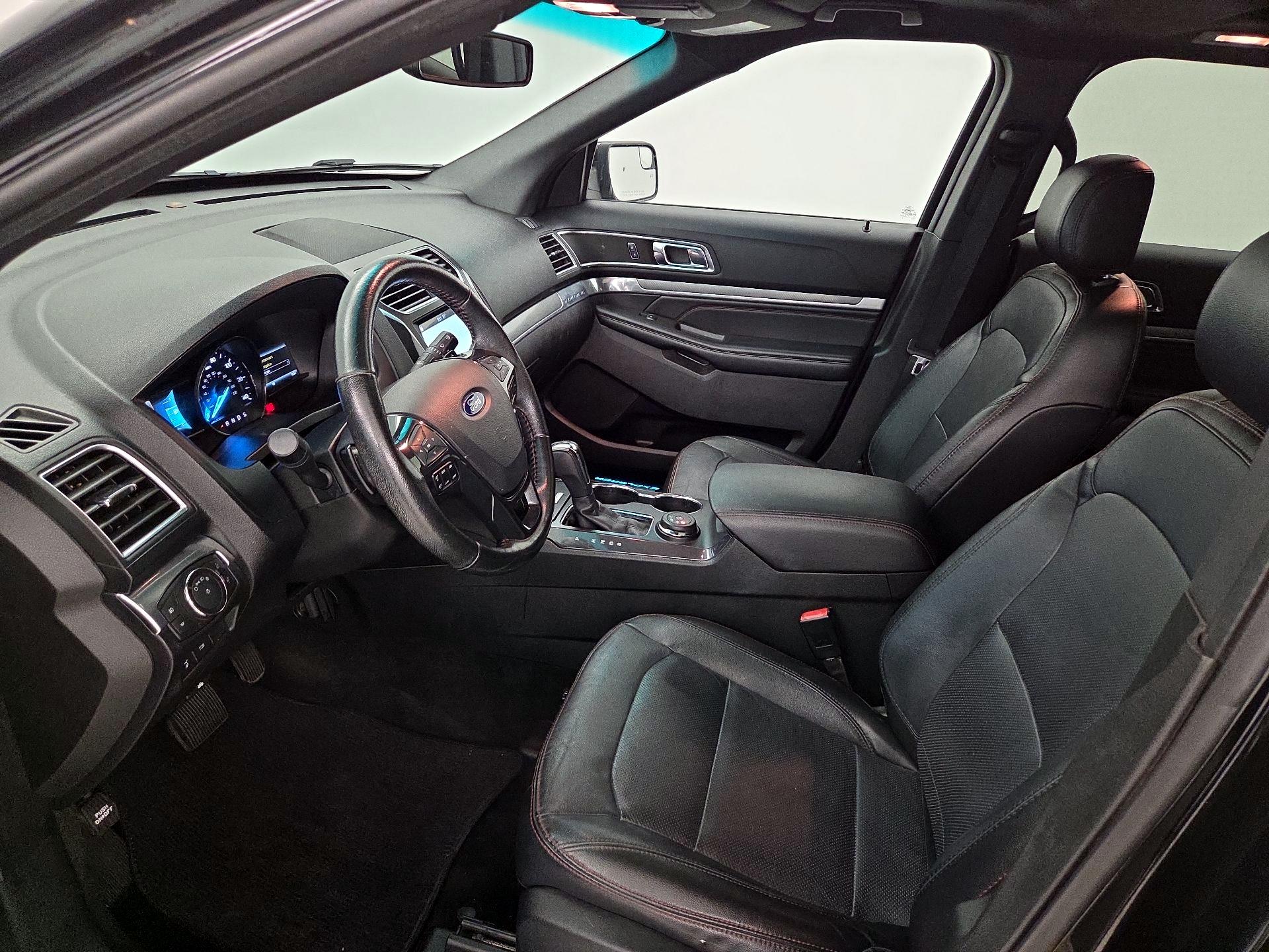 Thumbnail: 2017 Ford Explorer - 11