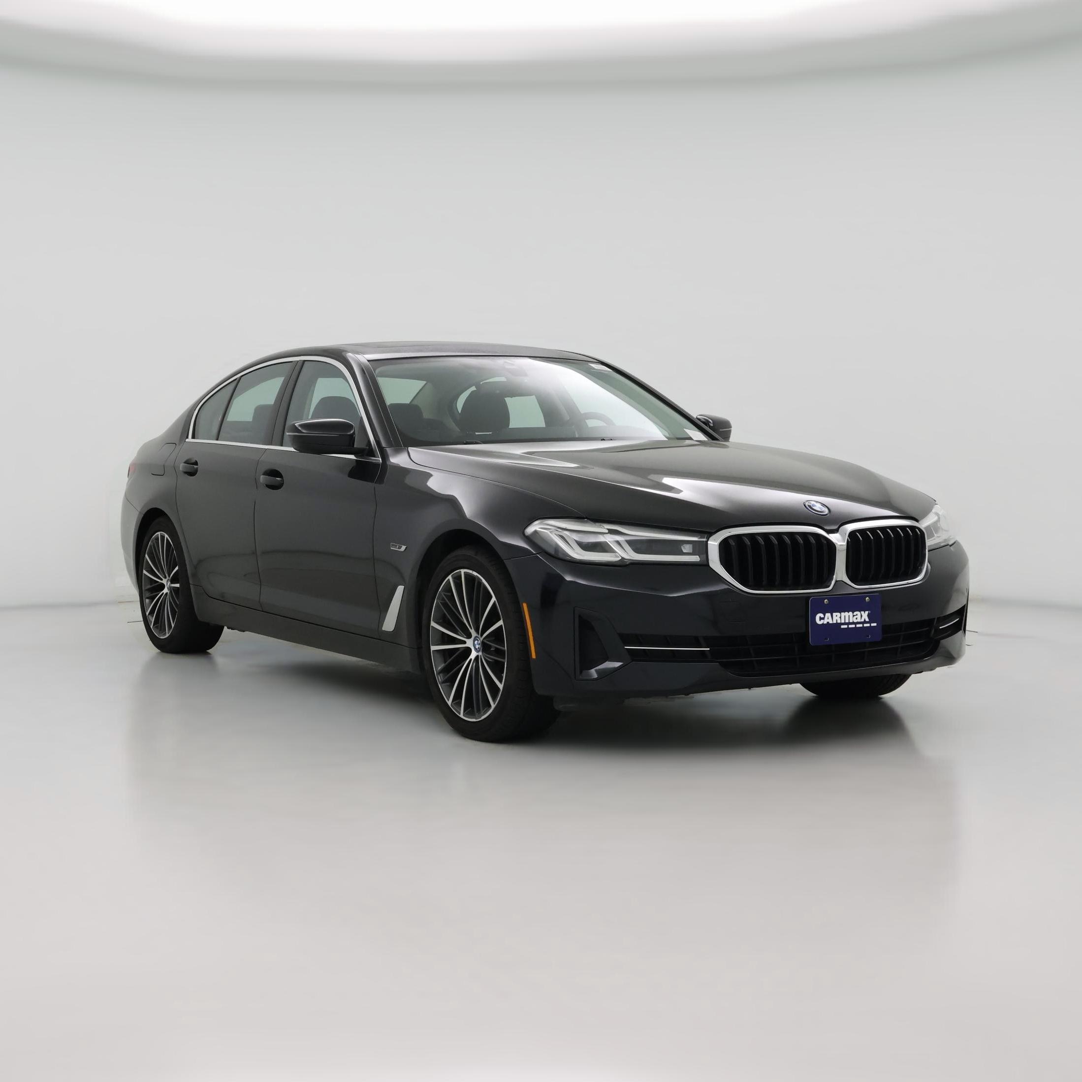 Thumbnail: 2022 BMW 5 Series - 1
