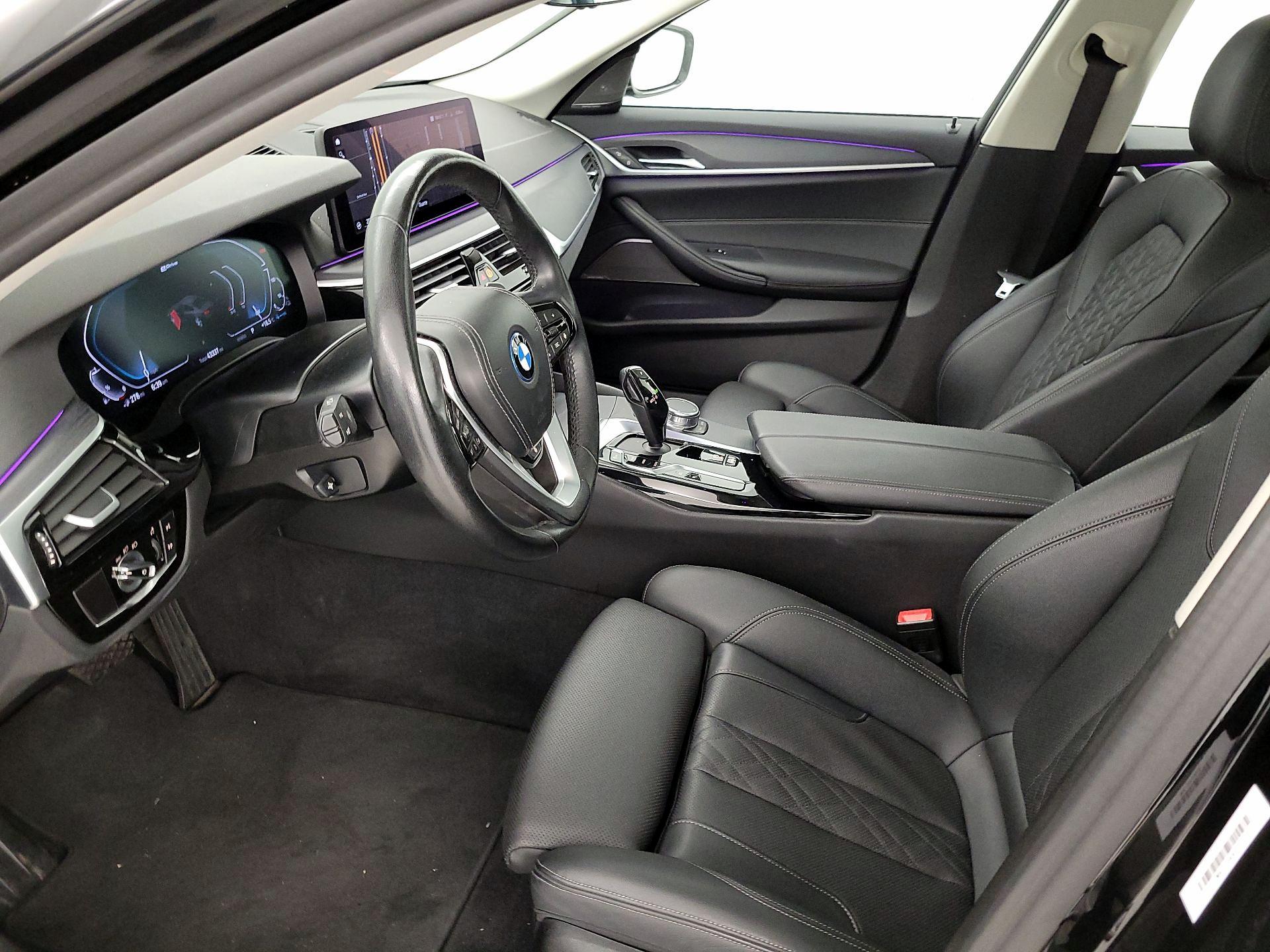 Thumbnail: 2022 BMW 5 Series - 11