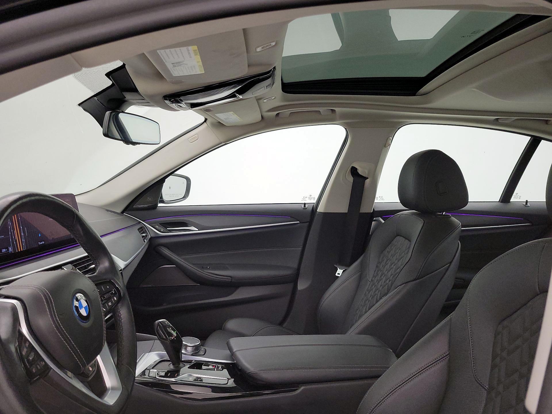 Thumbnail: 2022 BMW 5 Series - 20