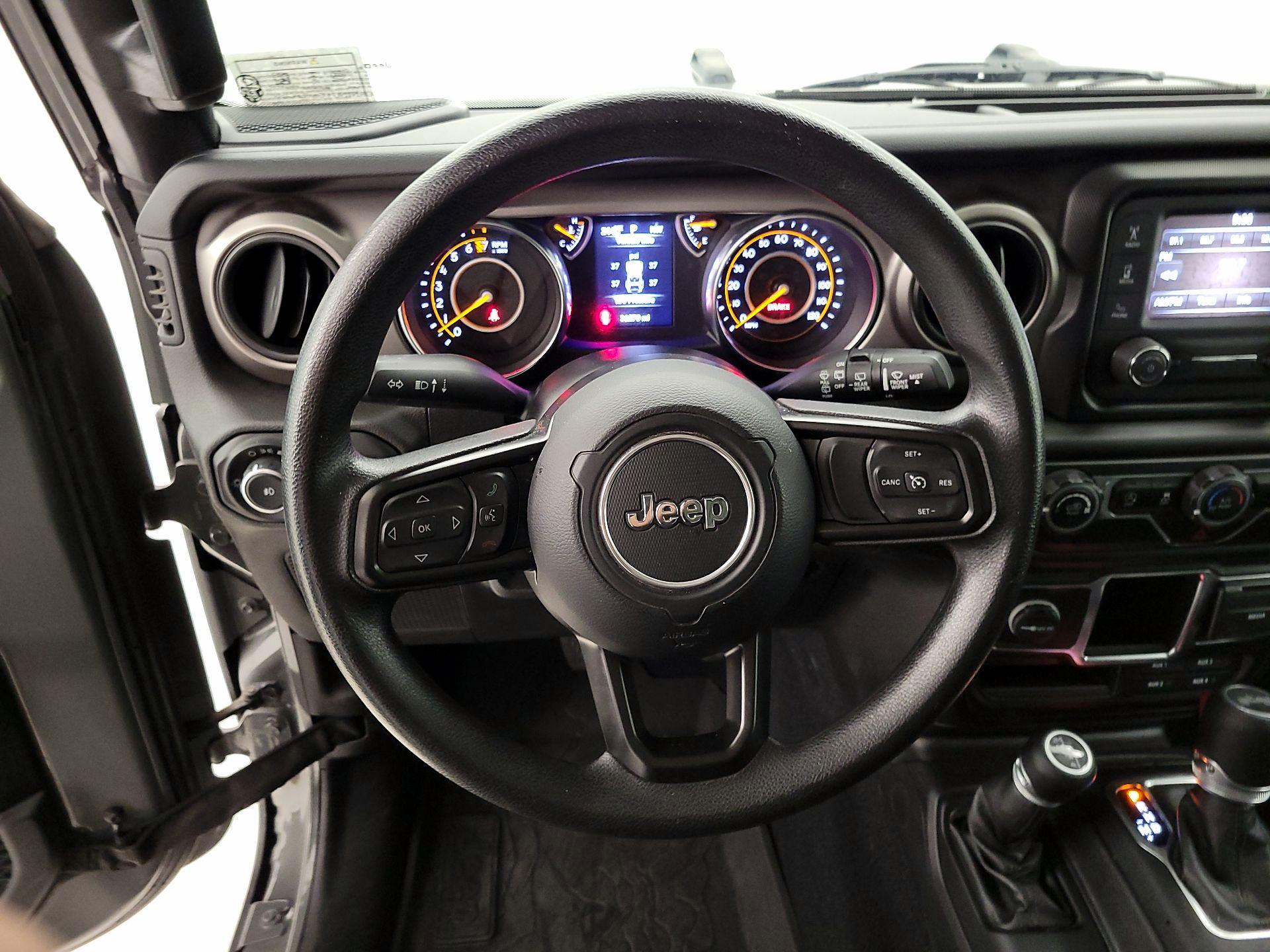 Thumbnail: 2020 Jeep Wrangler - 10