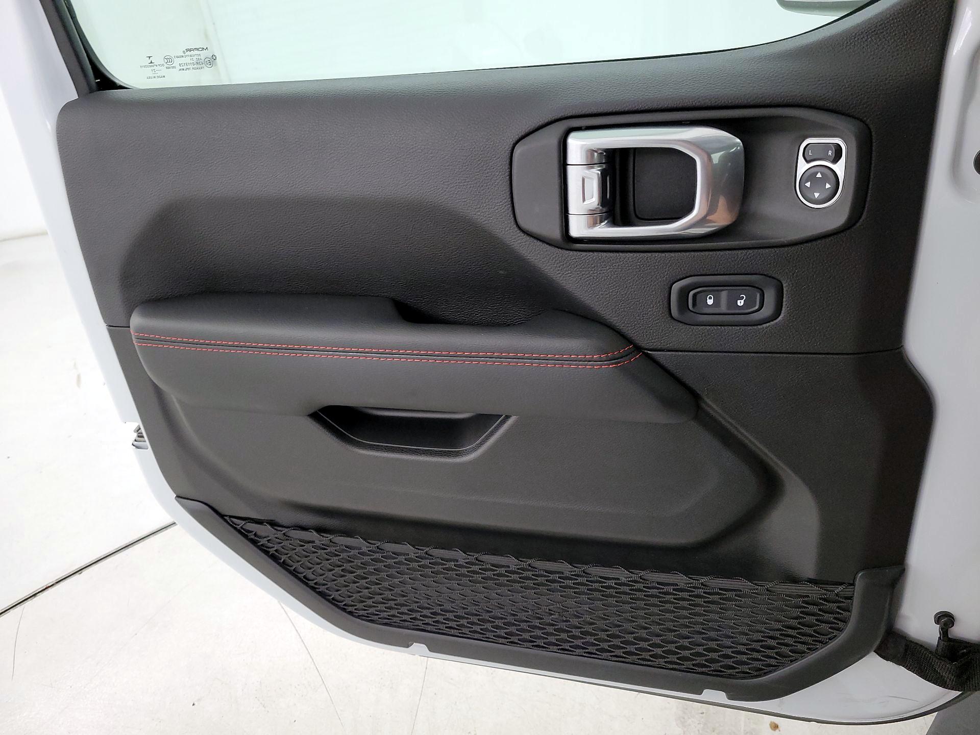 Thumbnail: 2021 Jeep Wrangler - 12