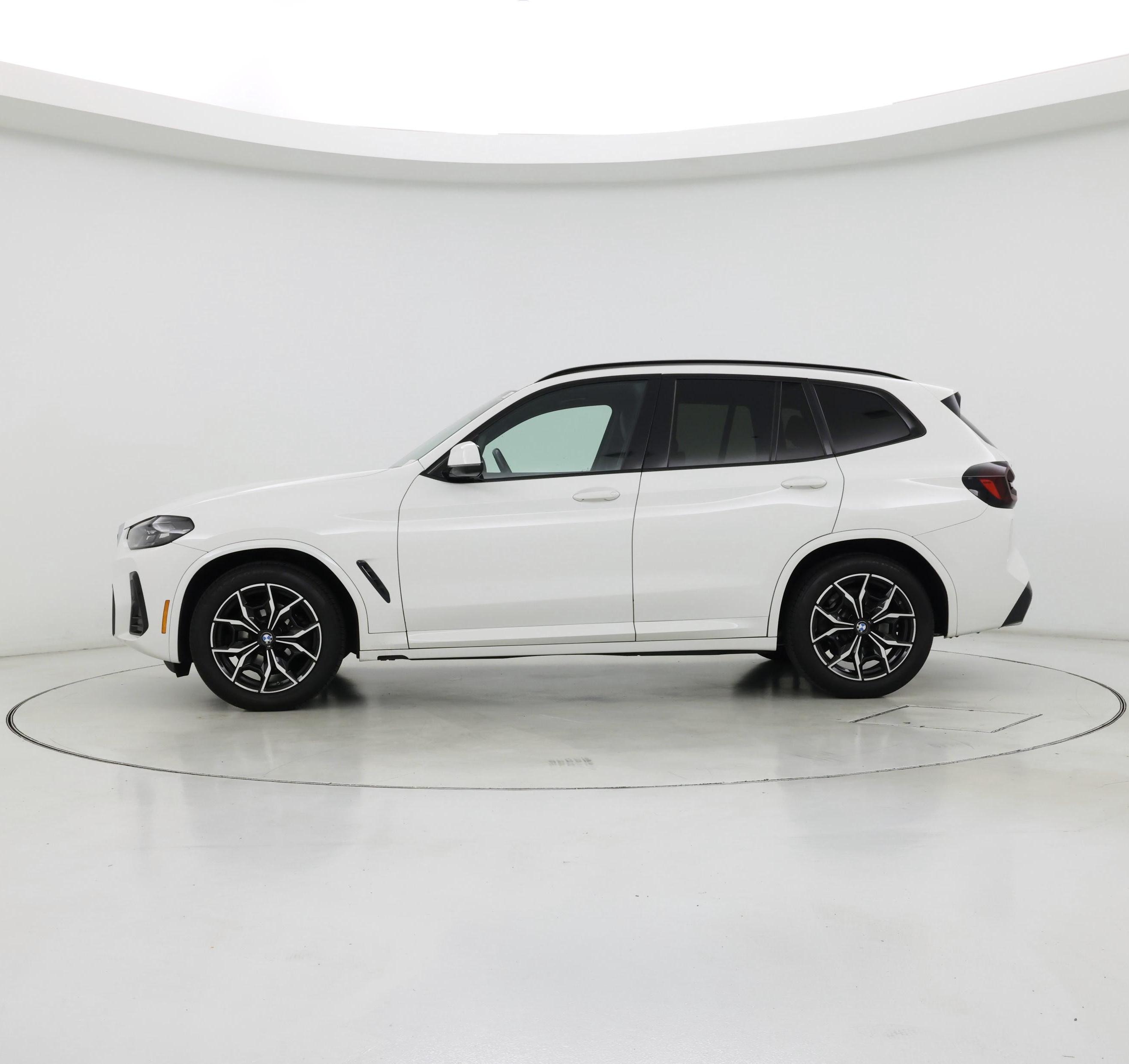Thumbnail: 2022 BMW X3 - 3