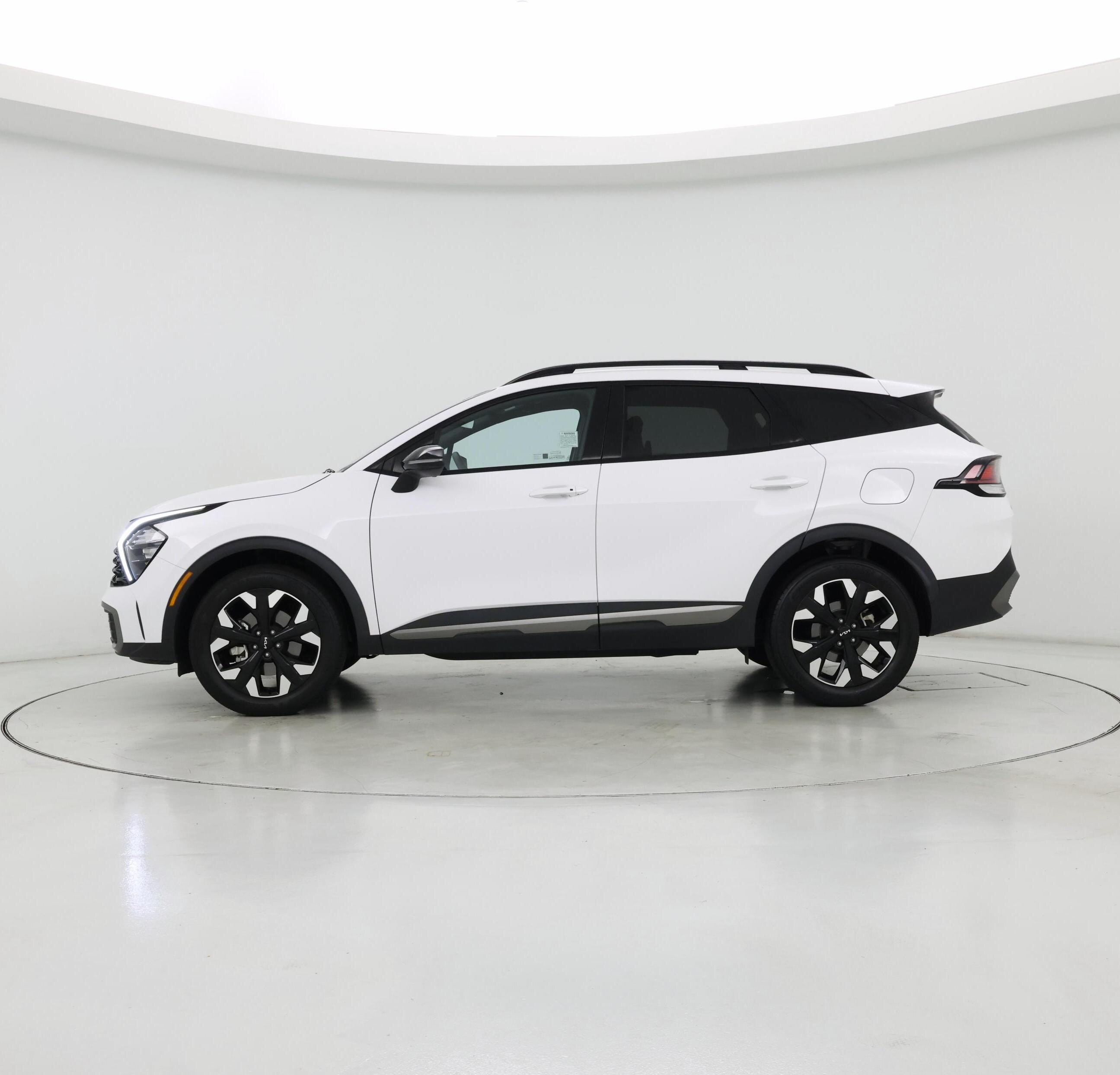 Thumbnail: 2023 Kia Sportage - 3