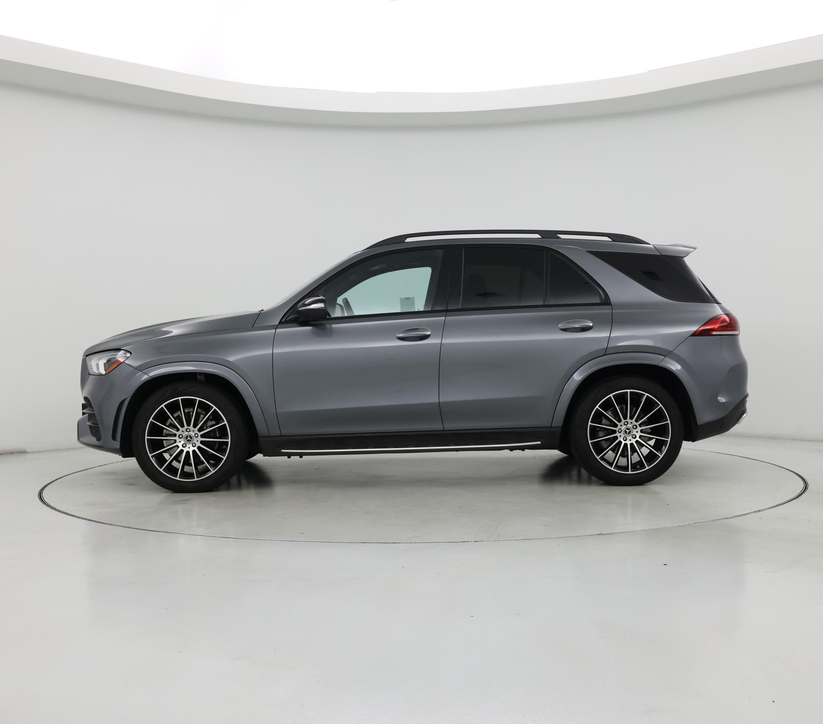 Thumbnail: 2020 Mercedes-Benz GLE - 3