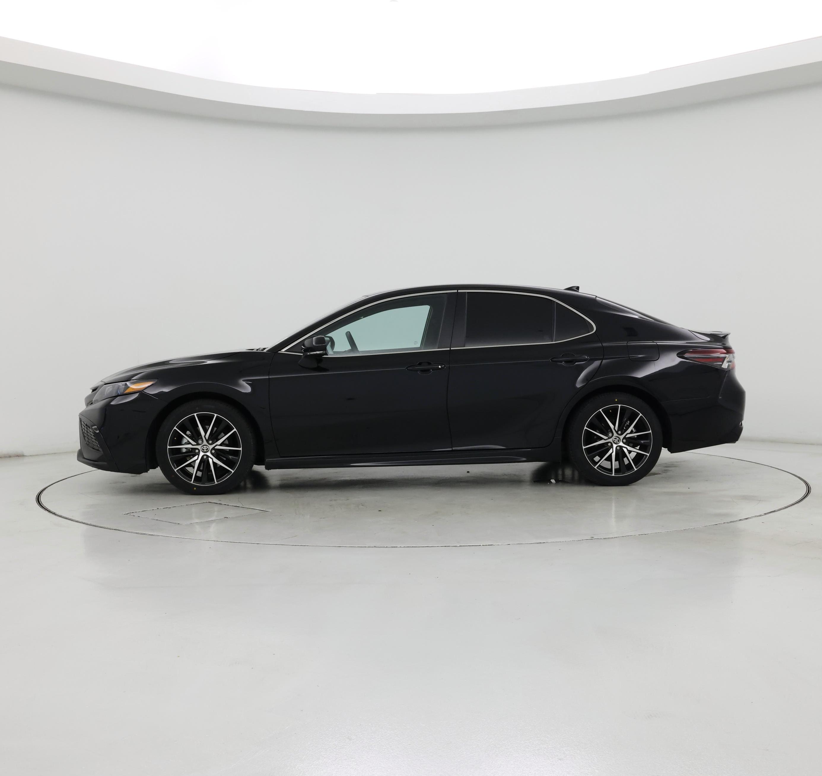 Thumbnail: 2024 Toyota Camry - 3