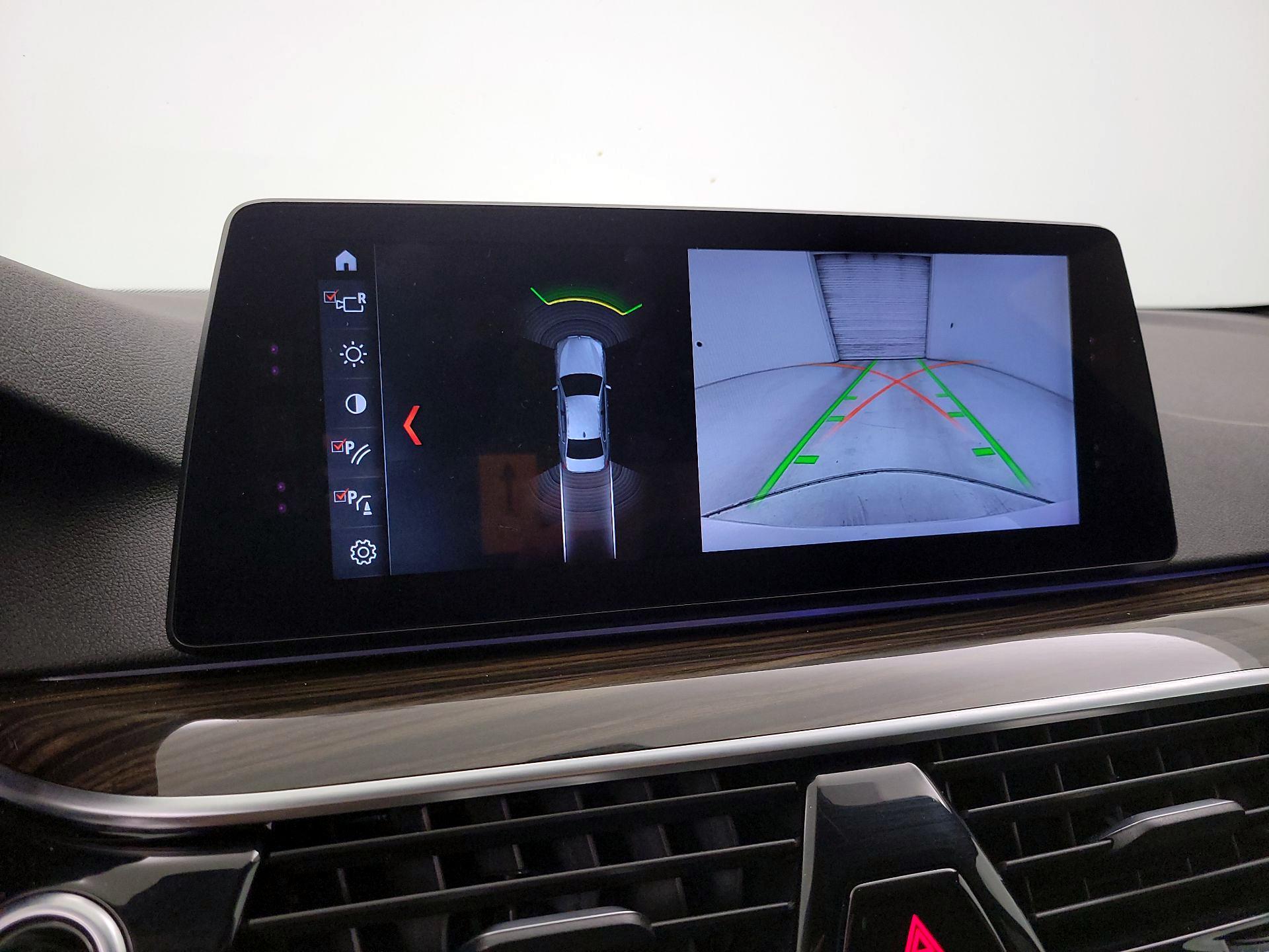 Thumbnail: 2018 BMW 5 Series - 15