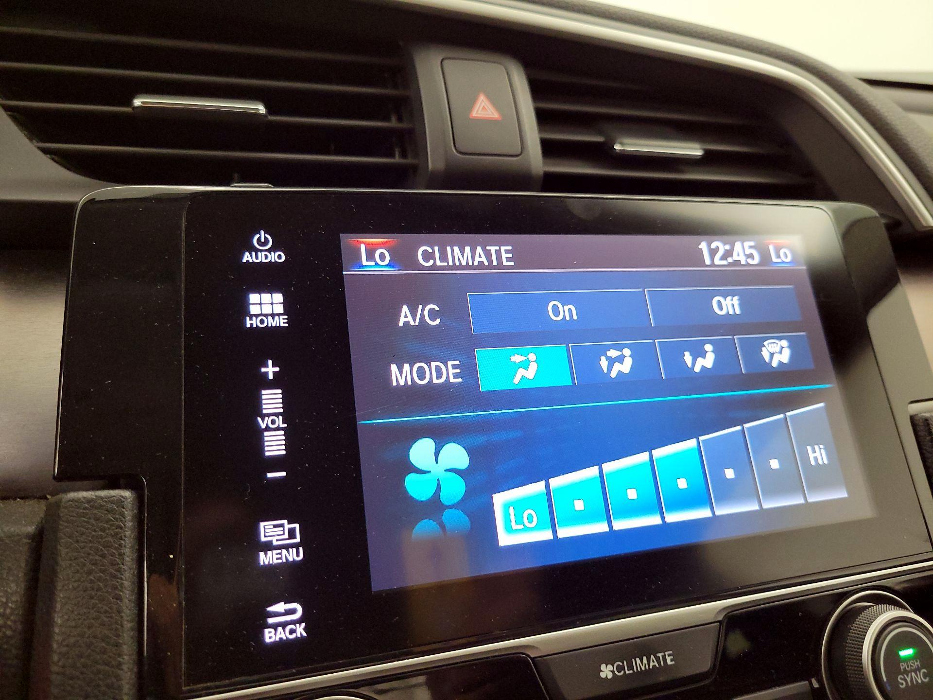 Thumbnail: 2016 Honda Civic - 16