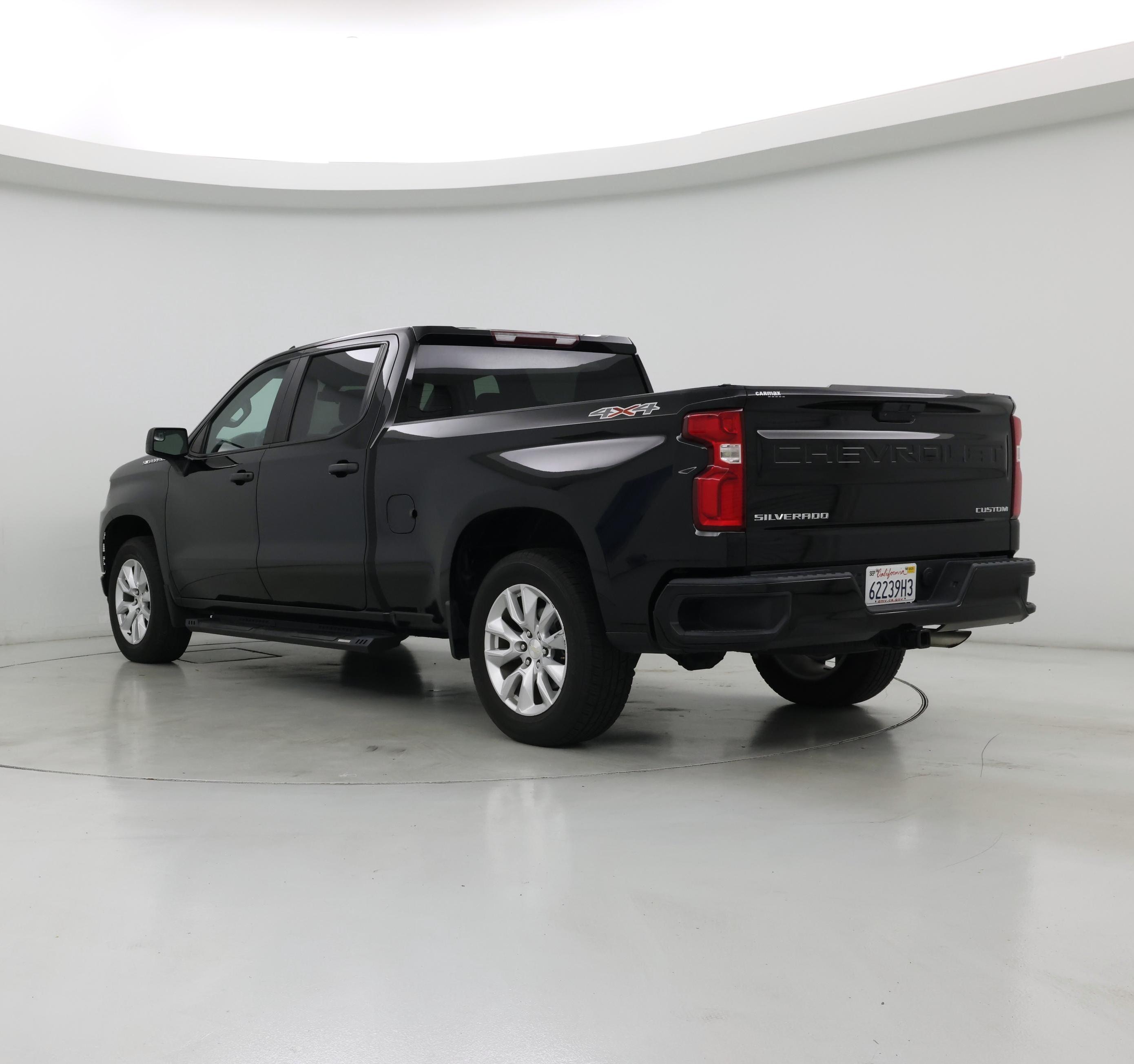 Thumbnail: 2021 Chevrolet Silverado 1500 - 2
