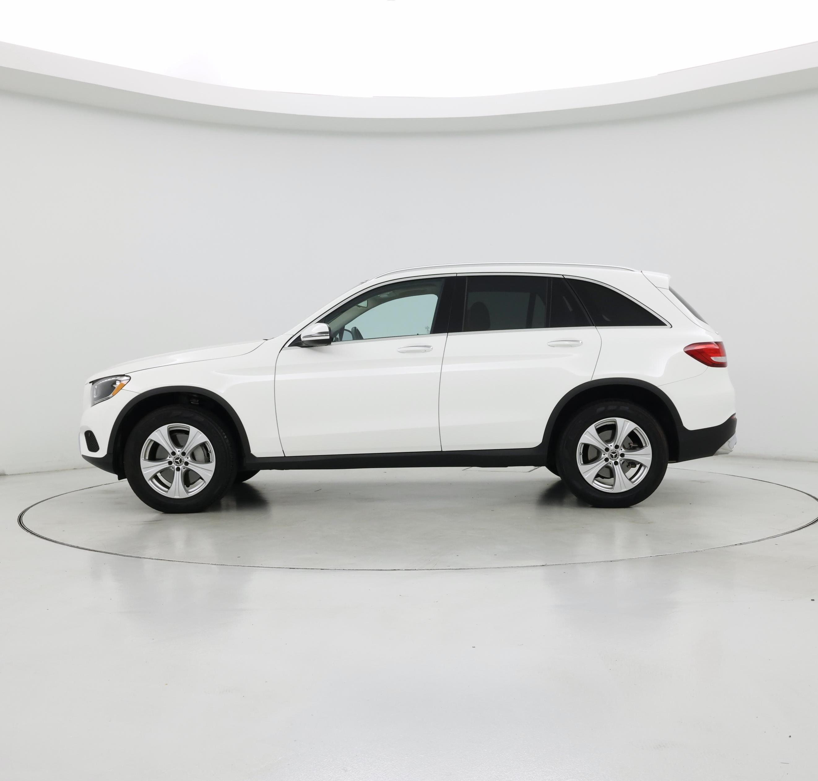Thumbnail: 2018 Mercedes-Benz GLC - 3