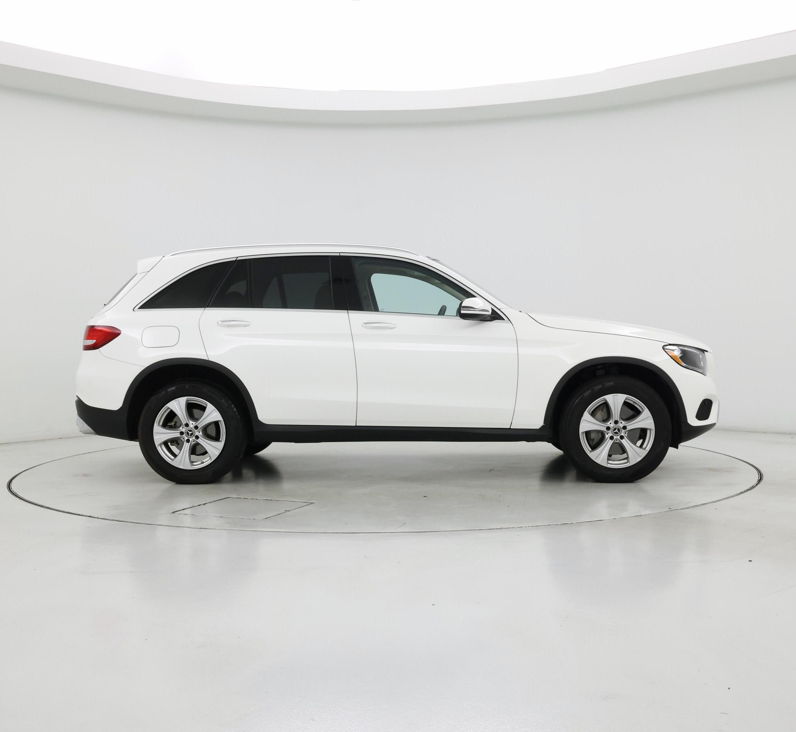 Thumbnail: 2018 Mercedes-Benz GLC - 7