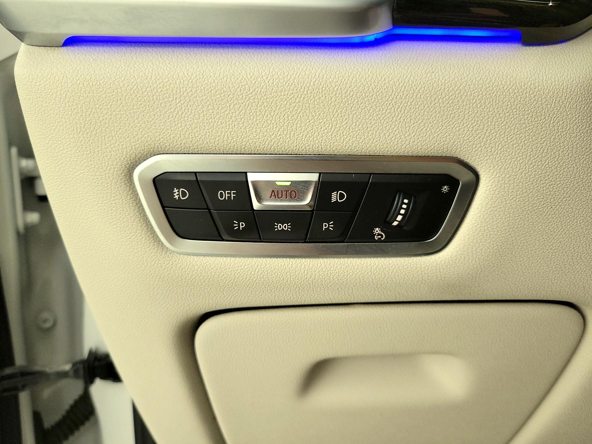 Thumbnail: 2020 BMW X5 - 13