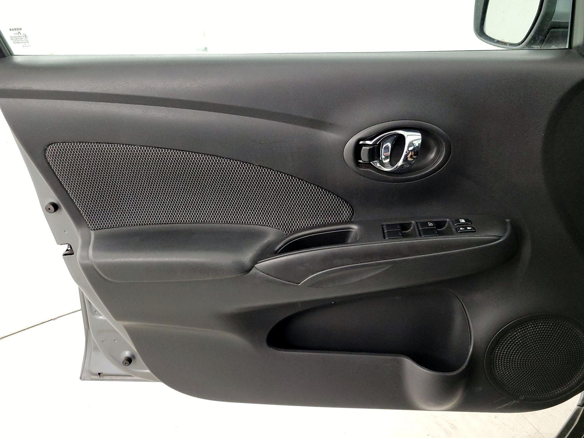 Thumbnail: 2016 Nissan Versa - 12