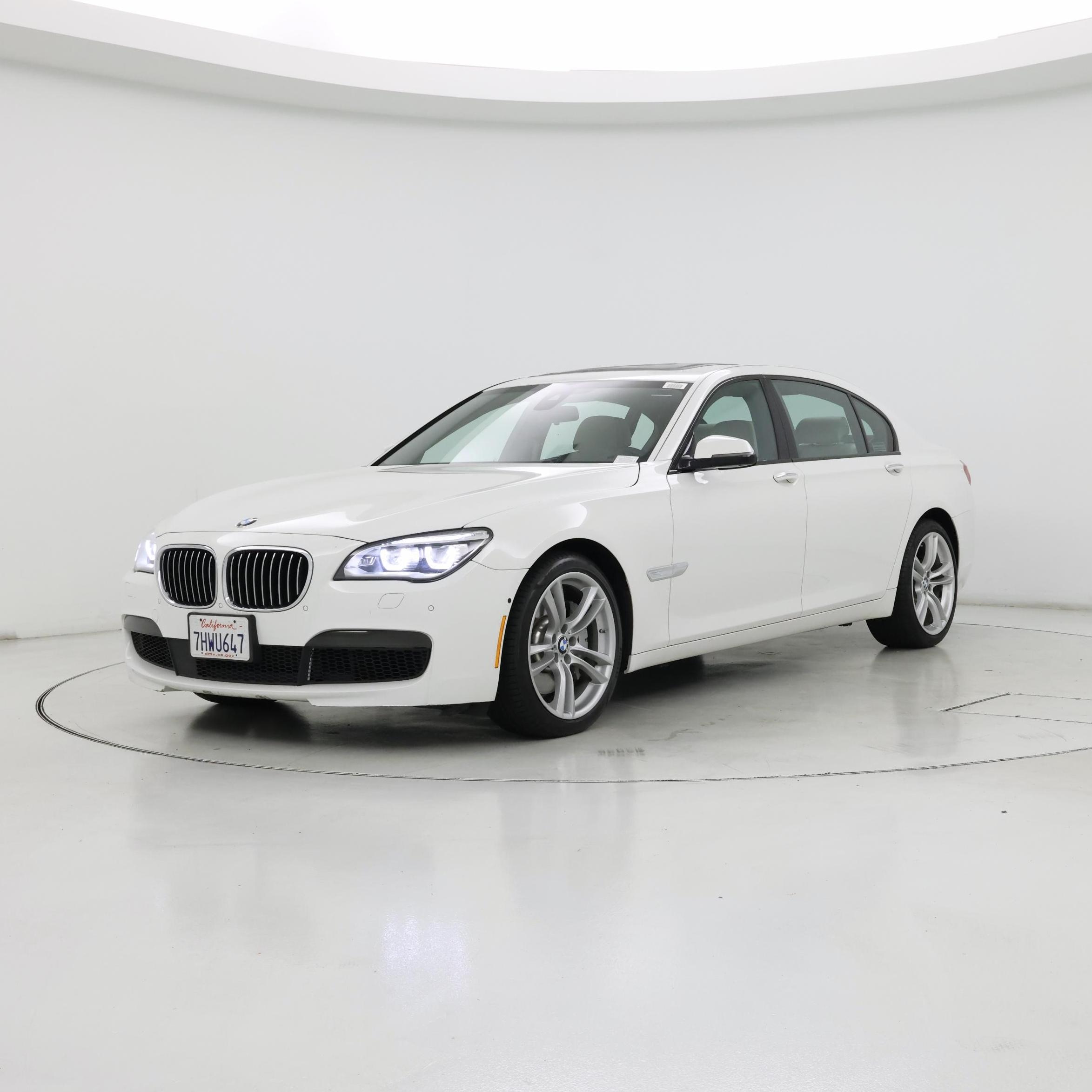 Thumbnail: 2015 BMW 7 Series - 4