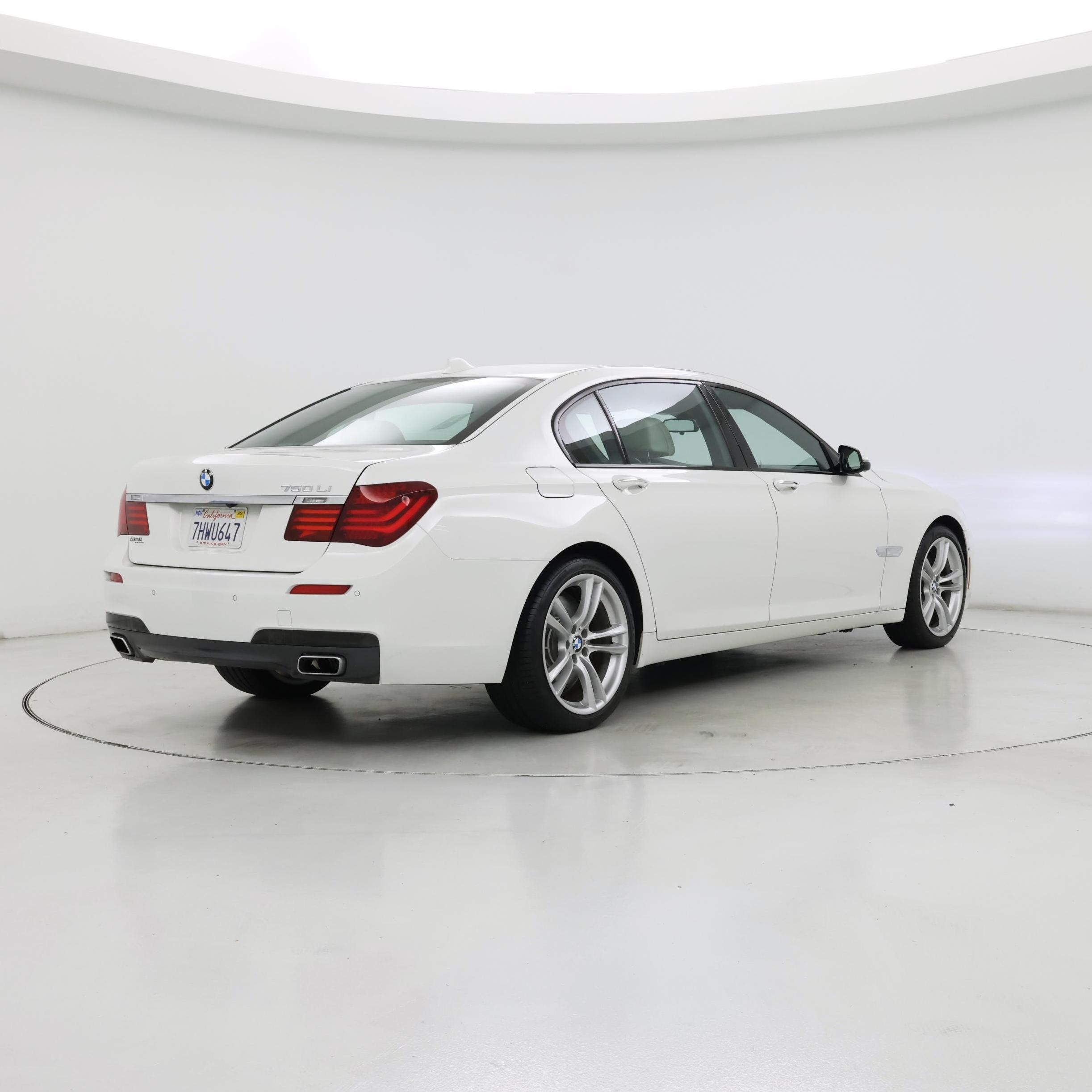 Thumbnail: 2015 BMW 7 Series - 8