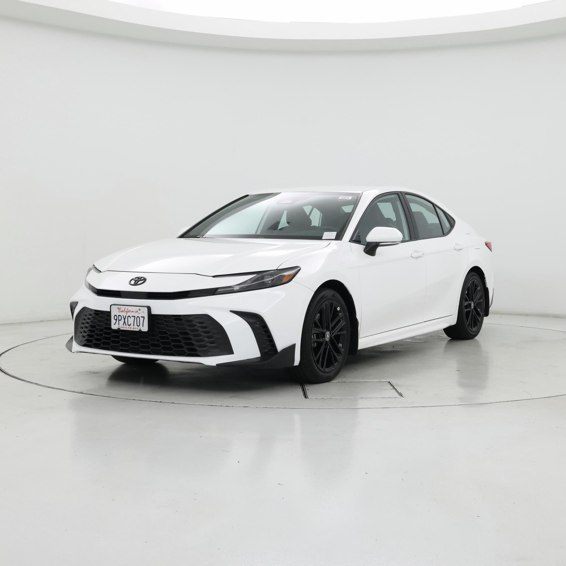 Thumbnail: 2025 Toyota Camry - 4
