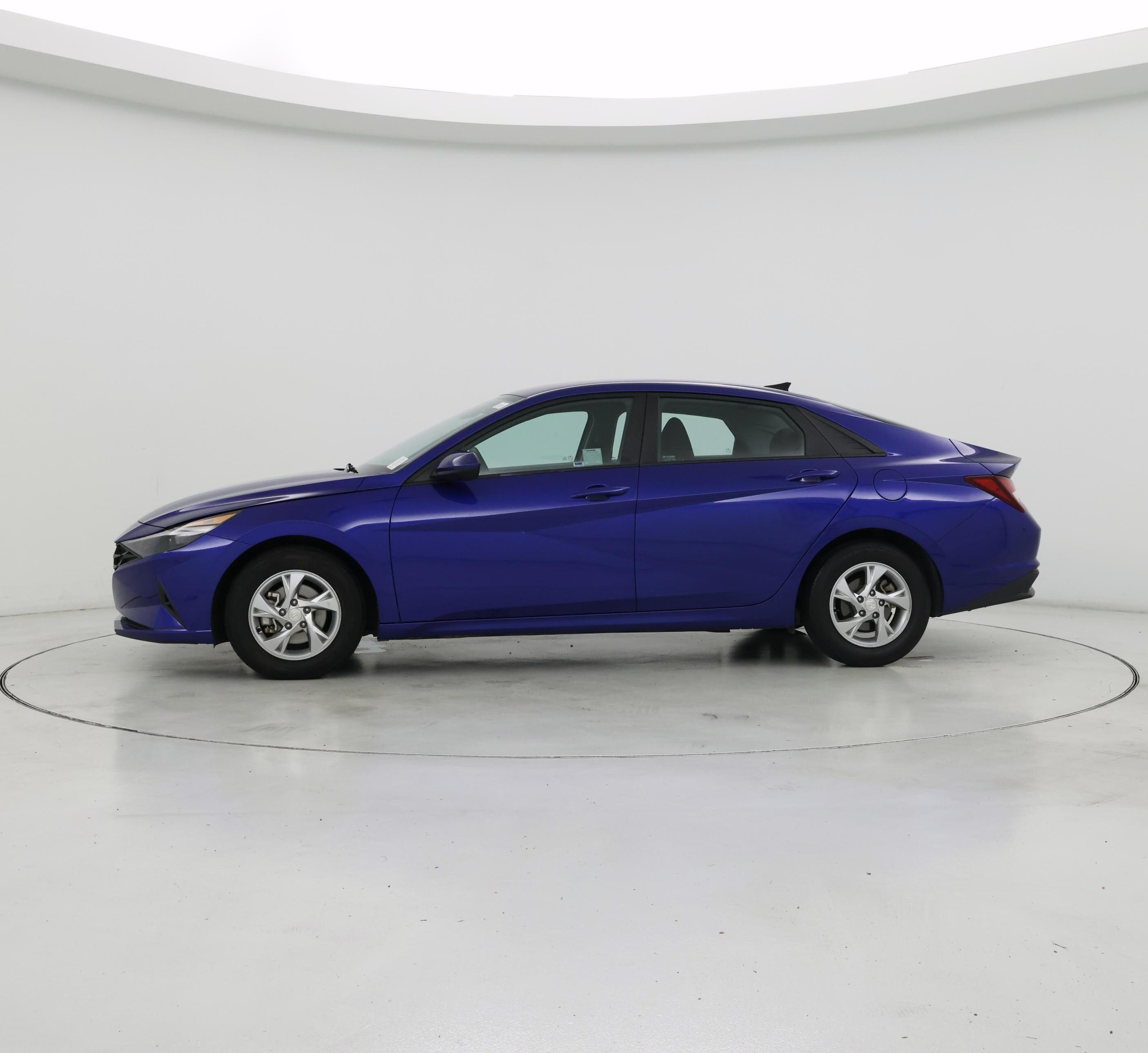 Thumbnail: 2022 Hyundai Elantra - 3