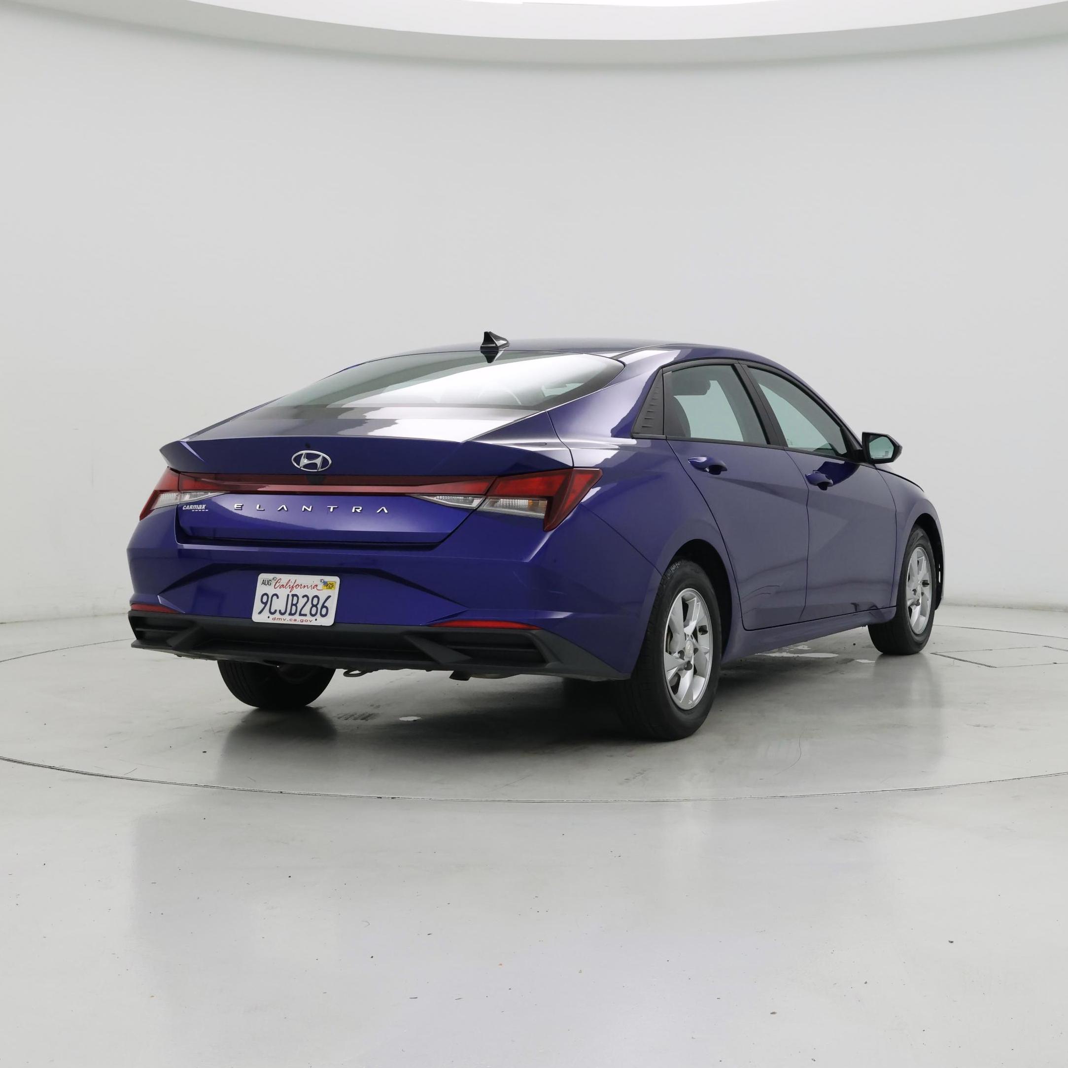 Thumbnail: 2022 Hyundai Elantra - 8