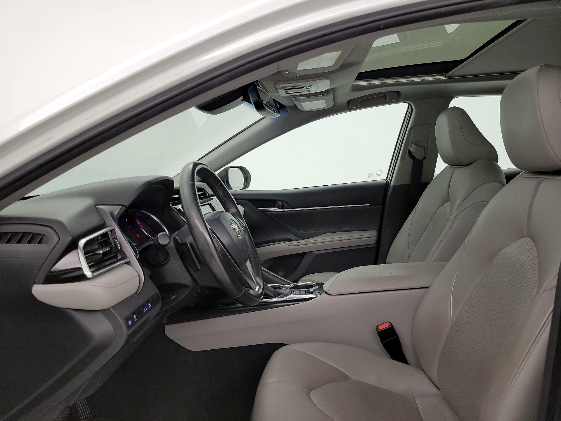 Thumbnail: 2018 Toyota Camry - 19