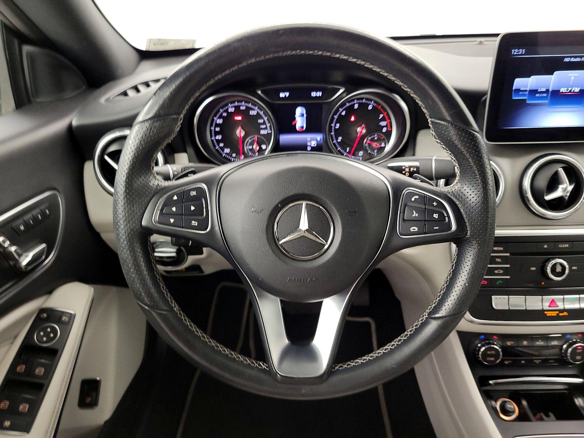 Thumbnail: 2018 Mercedes-Benz CLA - 10