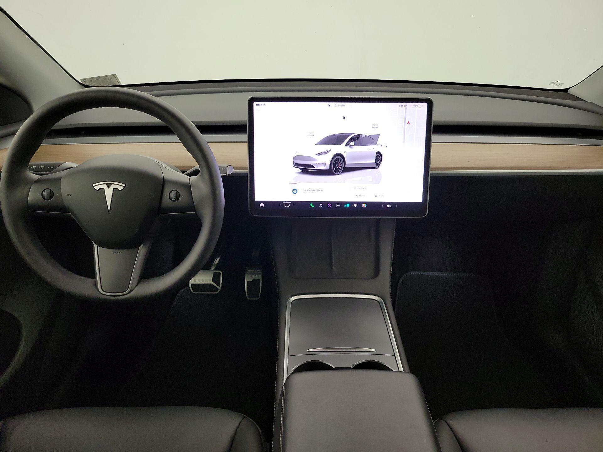 Thumbnail: 2023 Tesla Model Y - 9