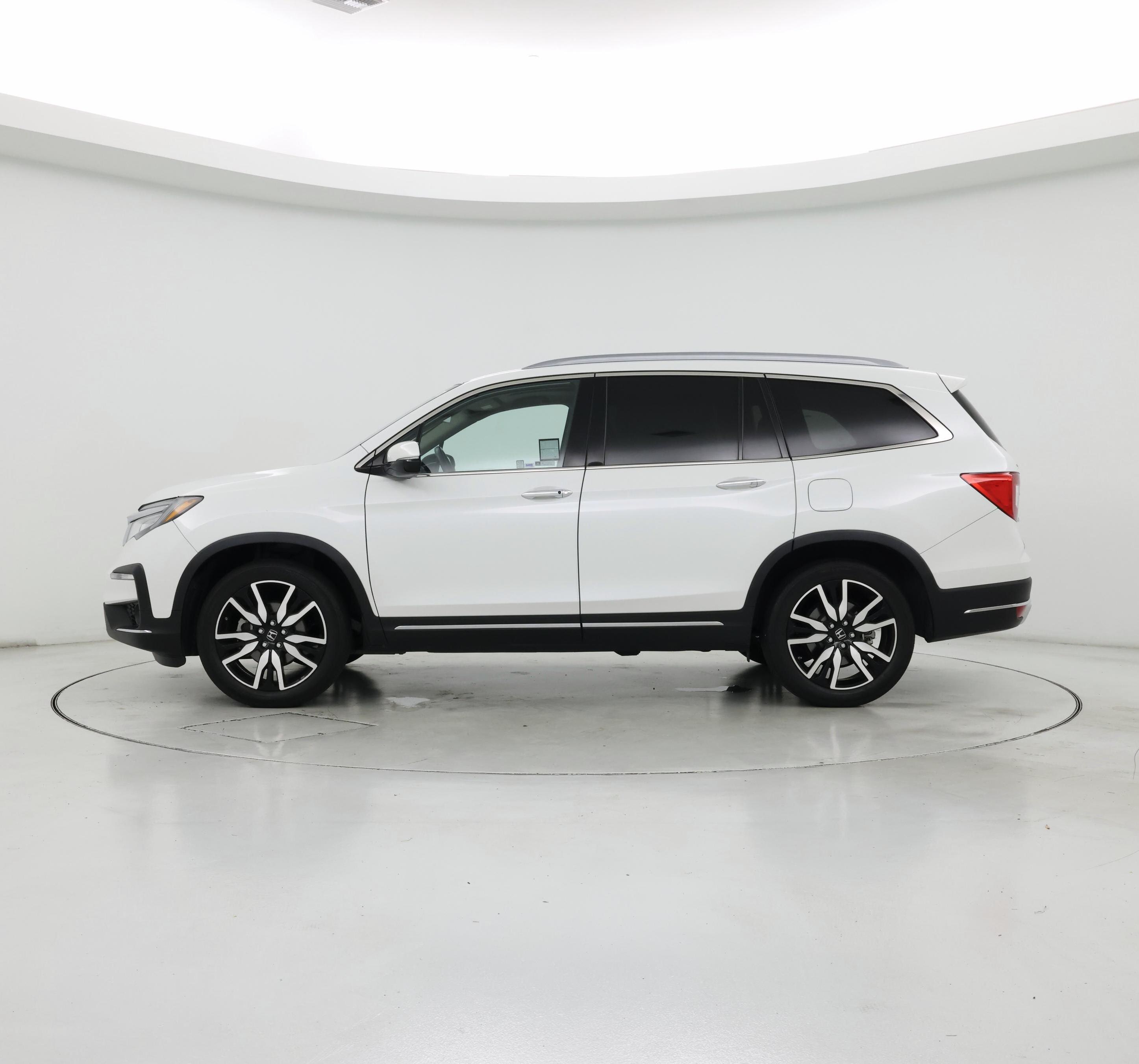 Thumbnail: 2022 Honda Pilot - 3