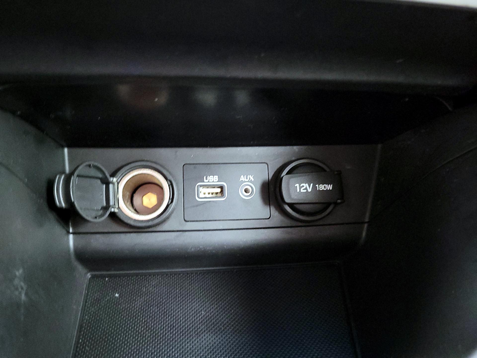 Thumbnail: 2015 Hyundai Sonata - 18