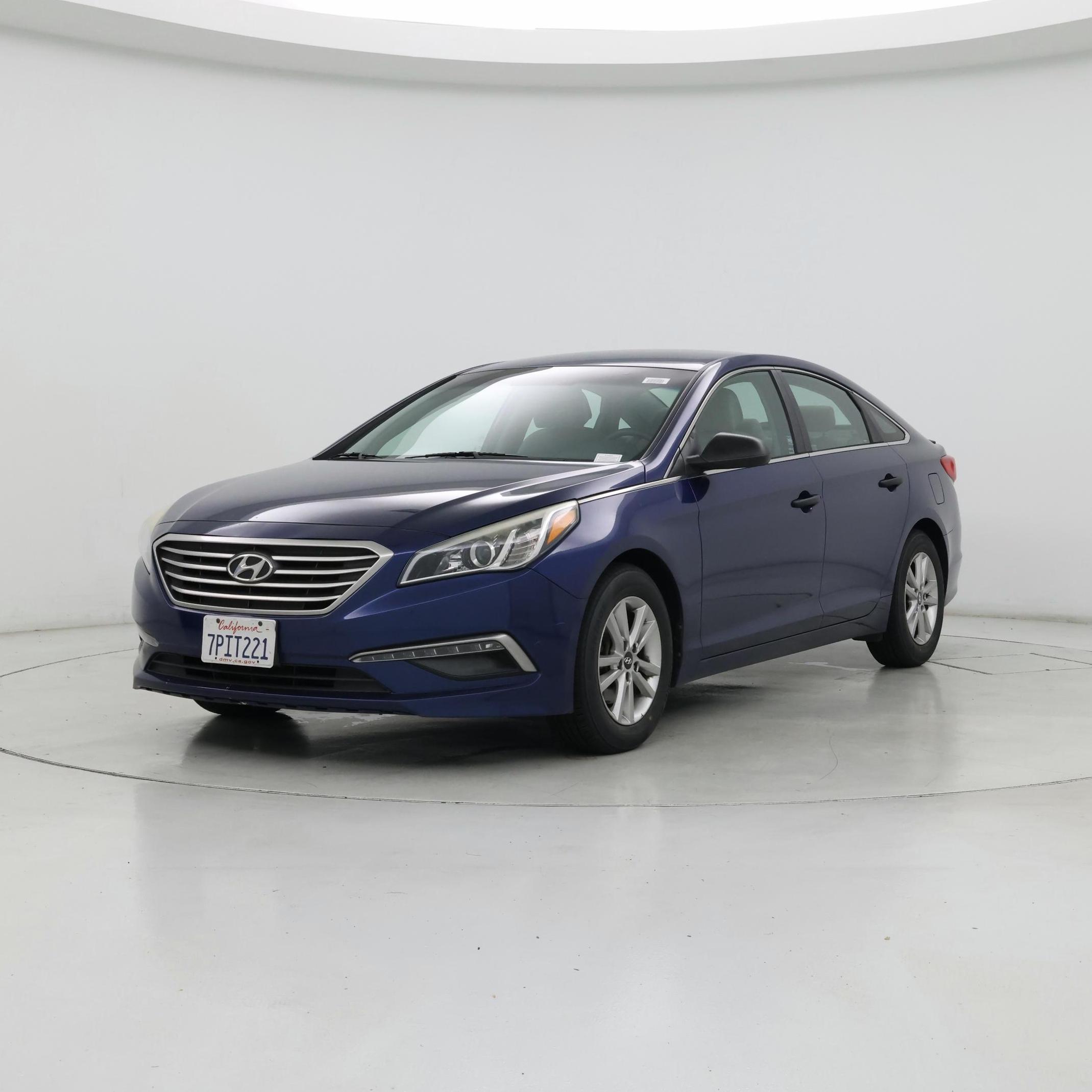 Thumbnail: 2015 Hyundai Sonata - 4