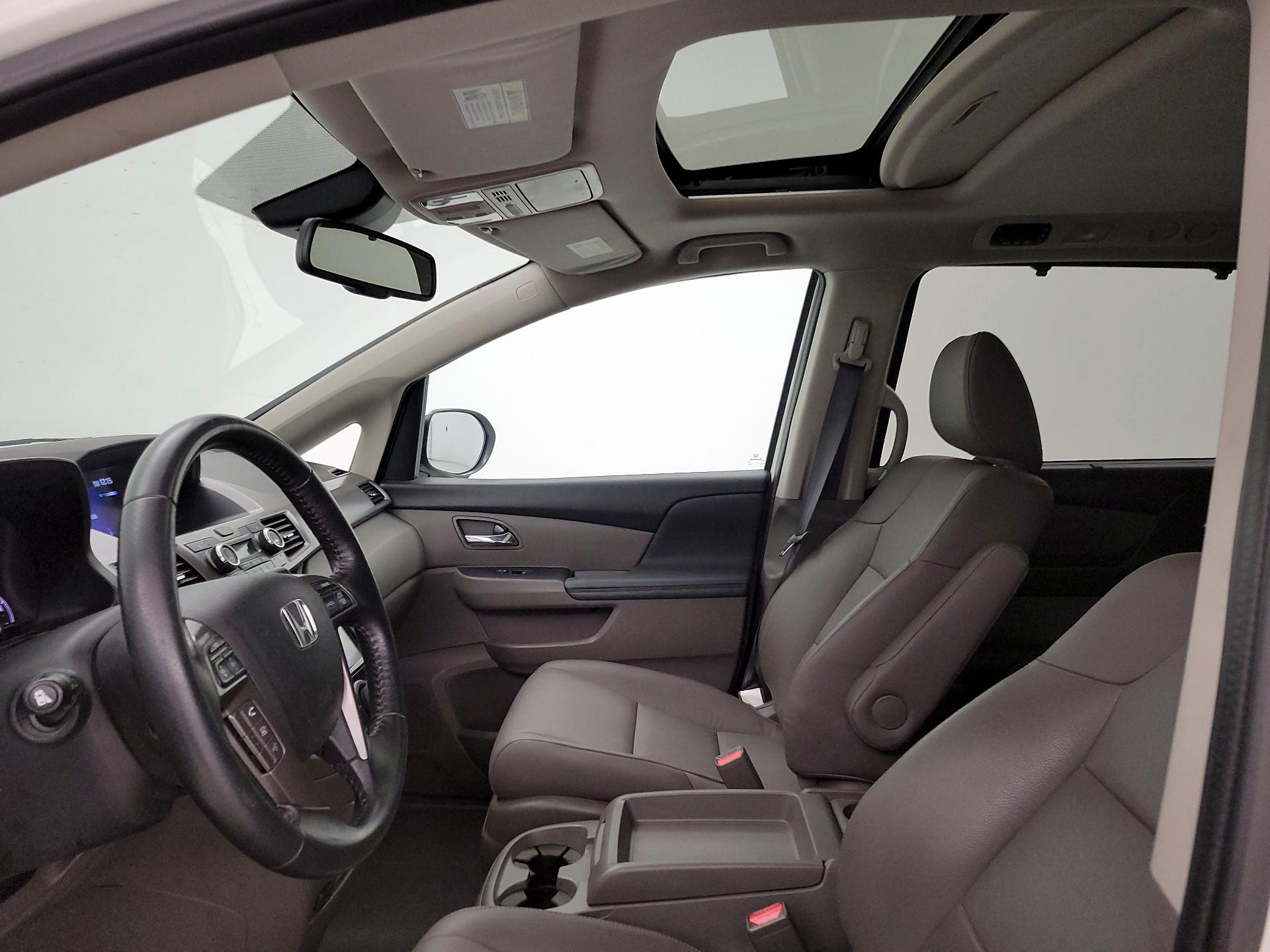 Thumbnail: 2016 Honda Odyssey - 19