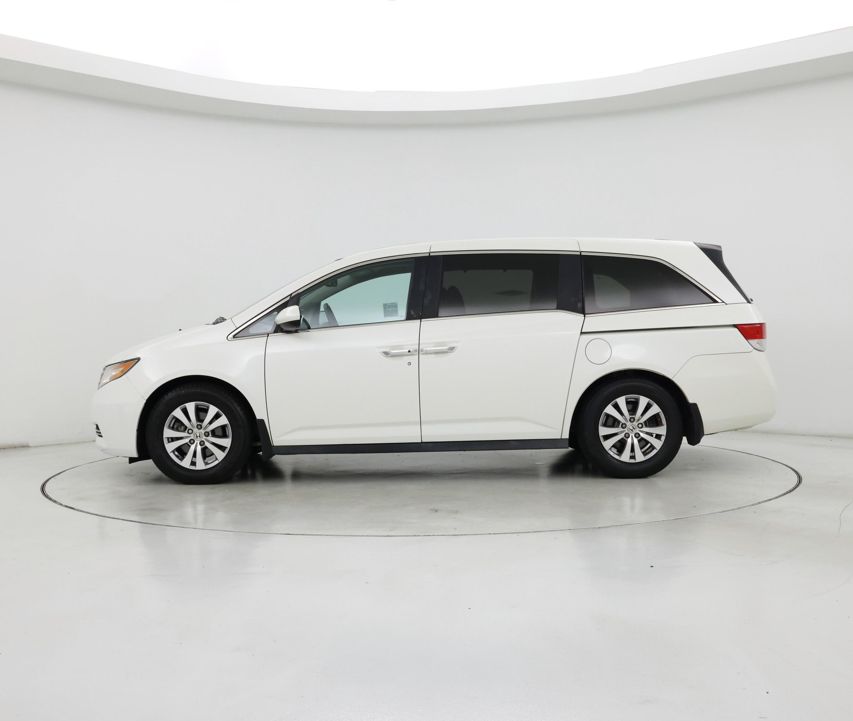 Thumbnail: 2016 Honda Odyssey - 3