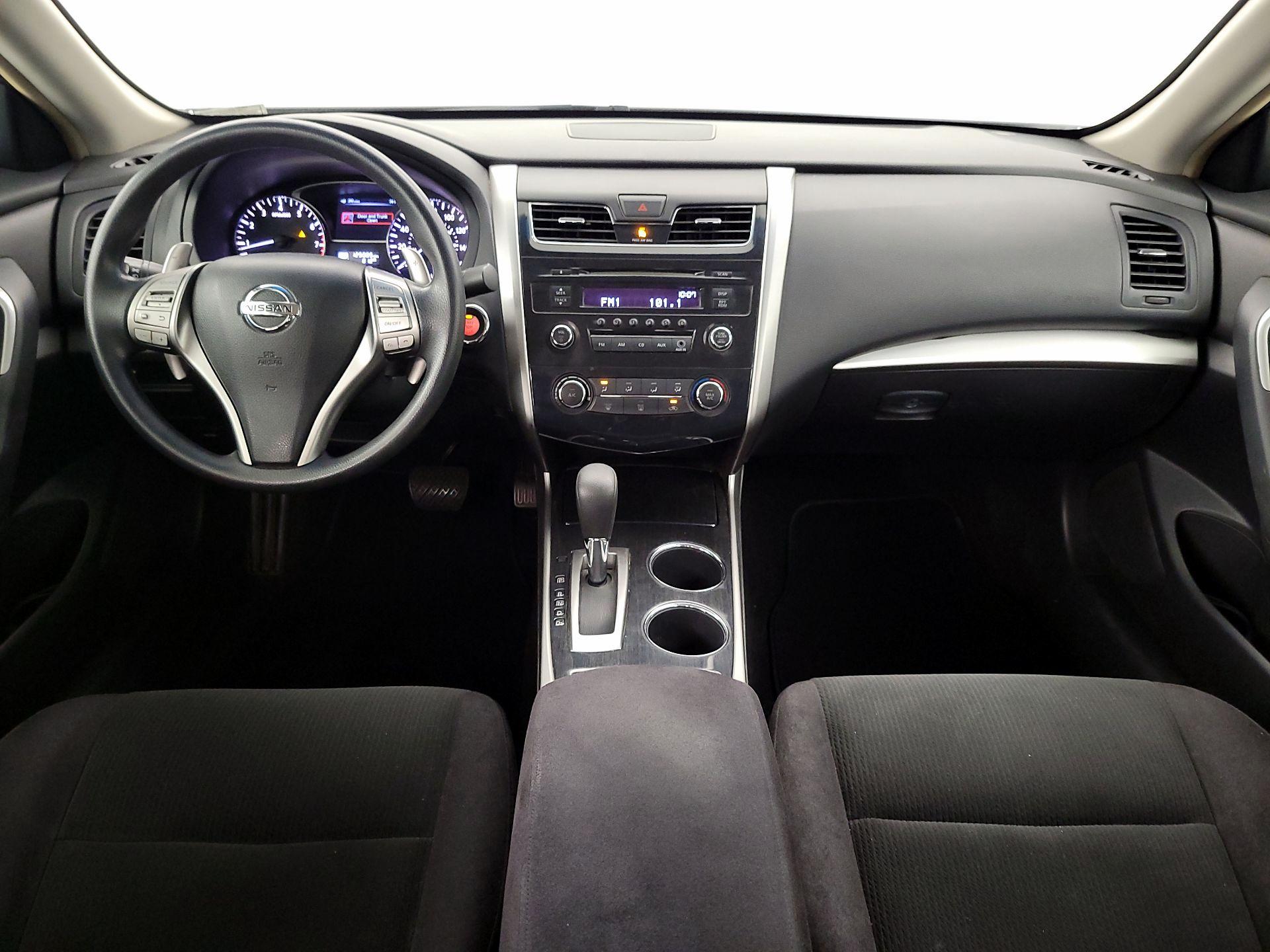 Thumbnail: 2013 Nissan Altima - 9