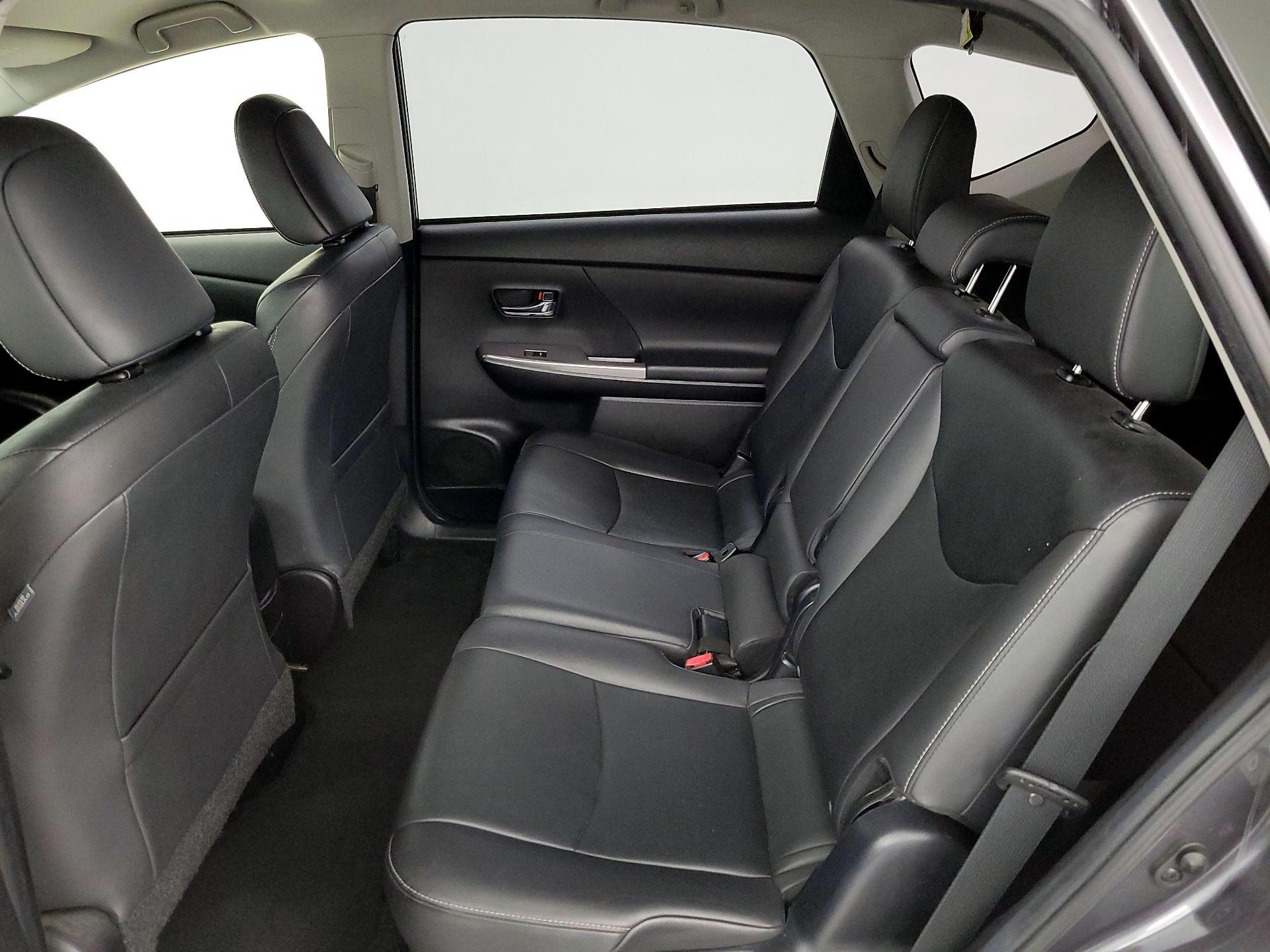 Thumbnail: 2015 Toyota Prius - 20